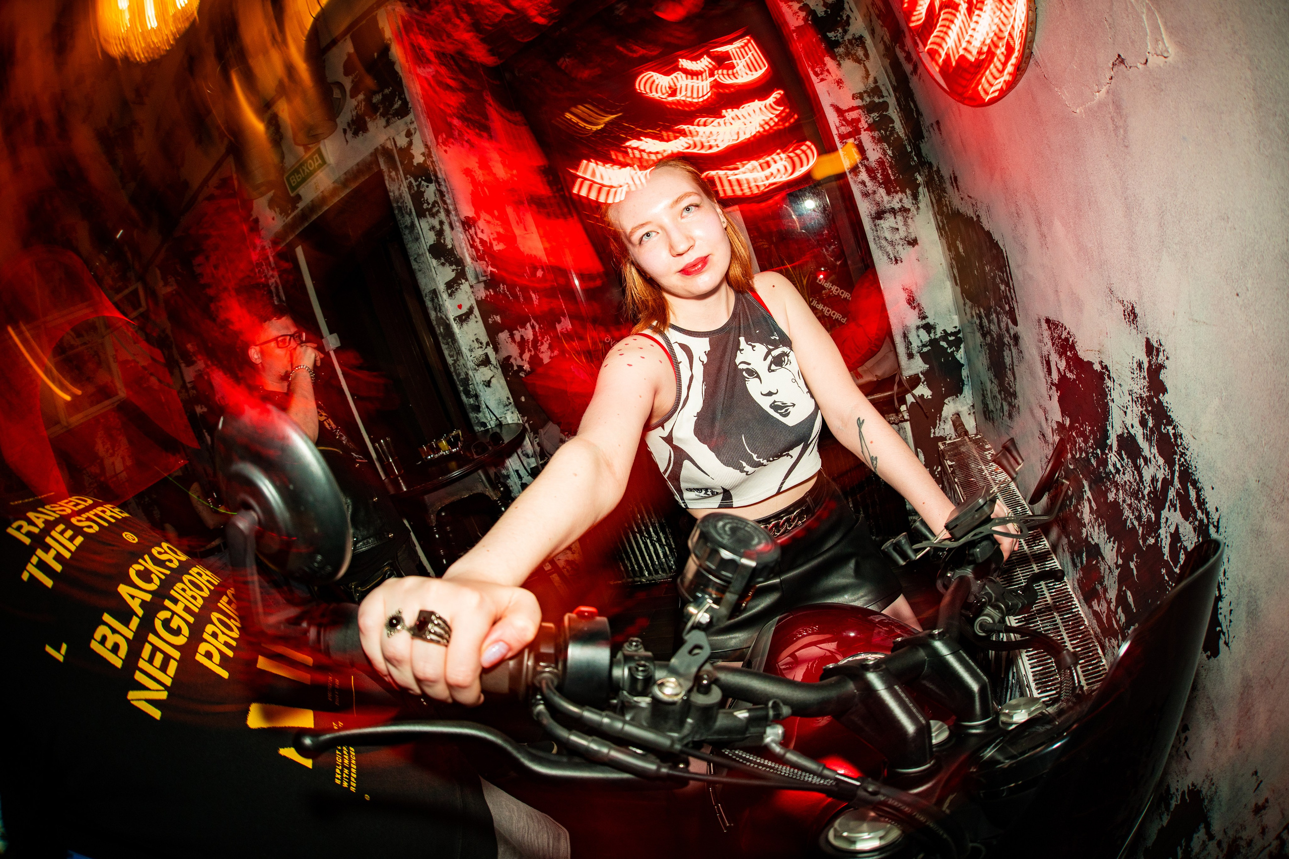 Панк-вечеринка в Баре разбитых сердец. Концертный и репортажный фотограф в Санкт-Петербурге Слава Пахомов