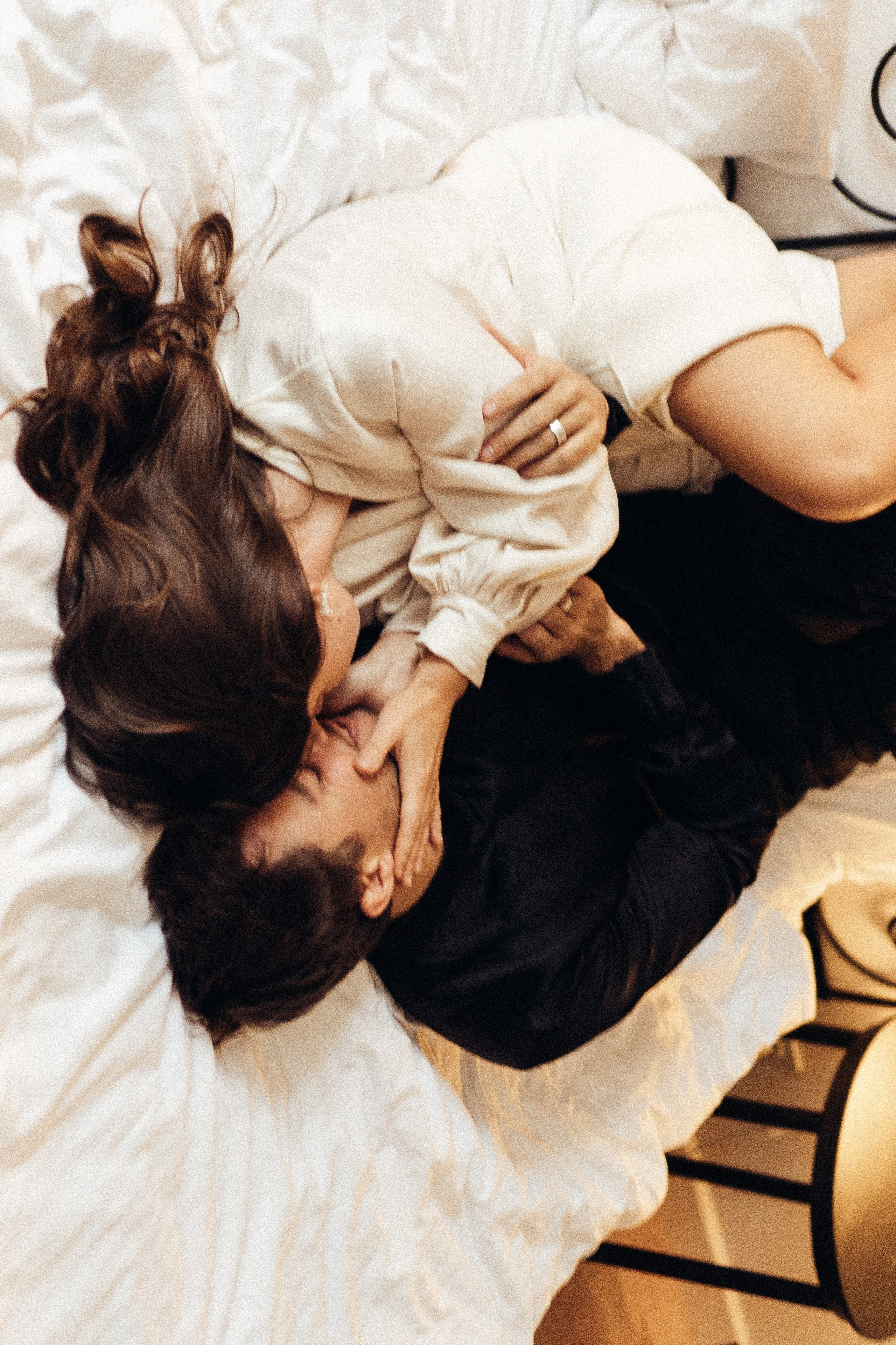 УТРО ЖЕНИХА И НЕВЕСТЫ В ПИТЕРСКОЙ КВАРТИРЕ И СЬЕМКА С СВАДЕБНЫХ ОБРАЗАХ. Профессиональный фотограф, Санкт-Петербург — Виктория Богомолова