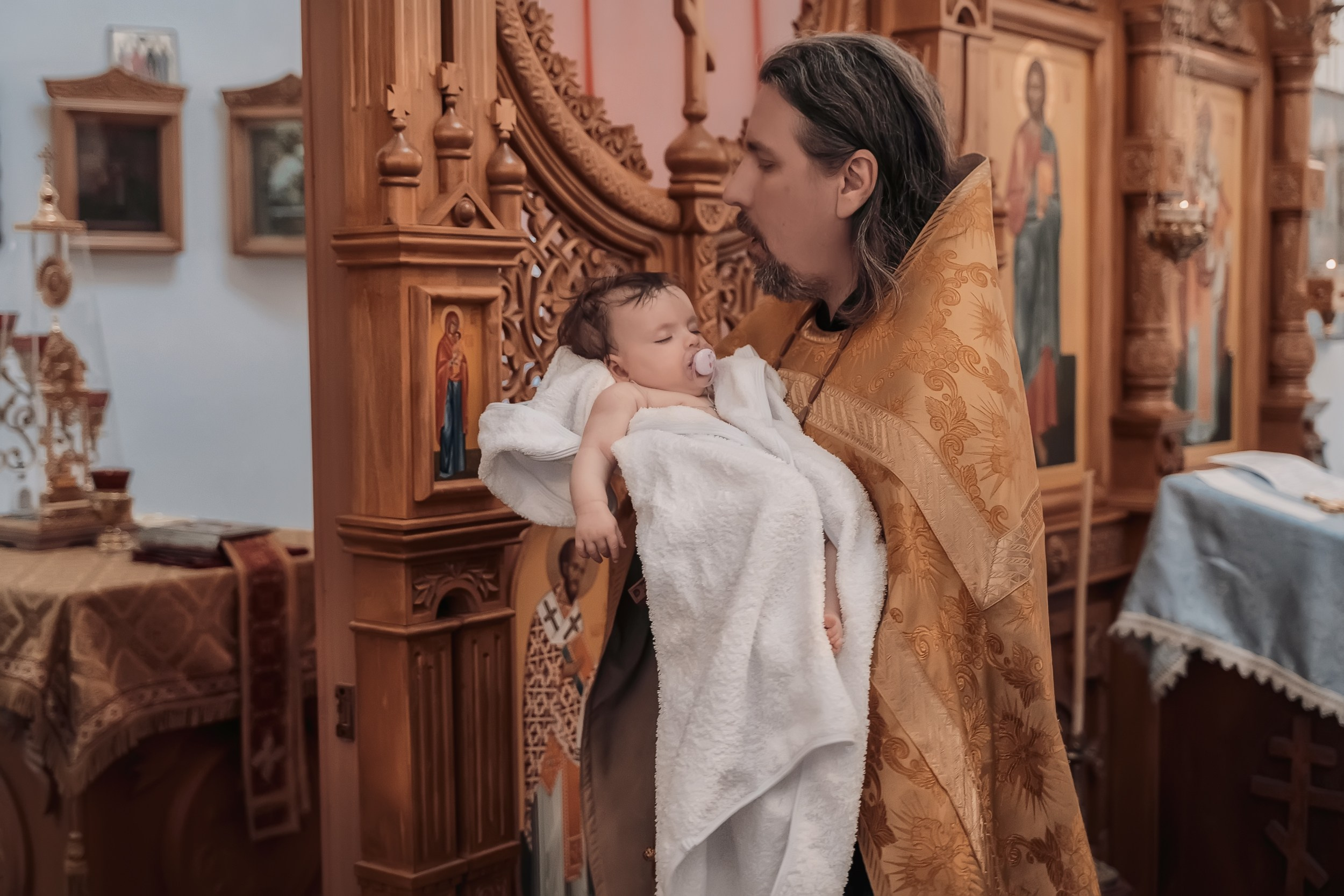 Крещение в Спиридоньевском храме с. Спасское. Церковный фотограф Севастополь