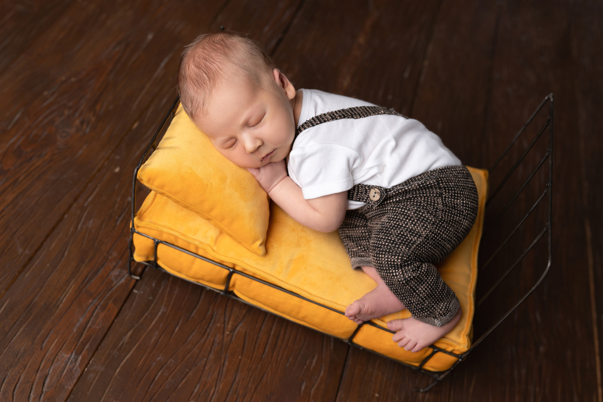 Марк. Фотограф новорождённых в Минске. Годик под ключ