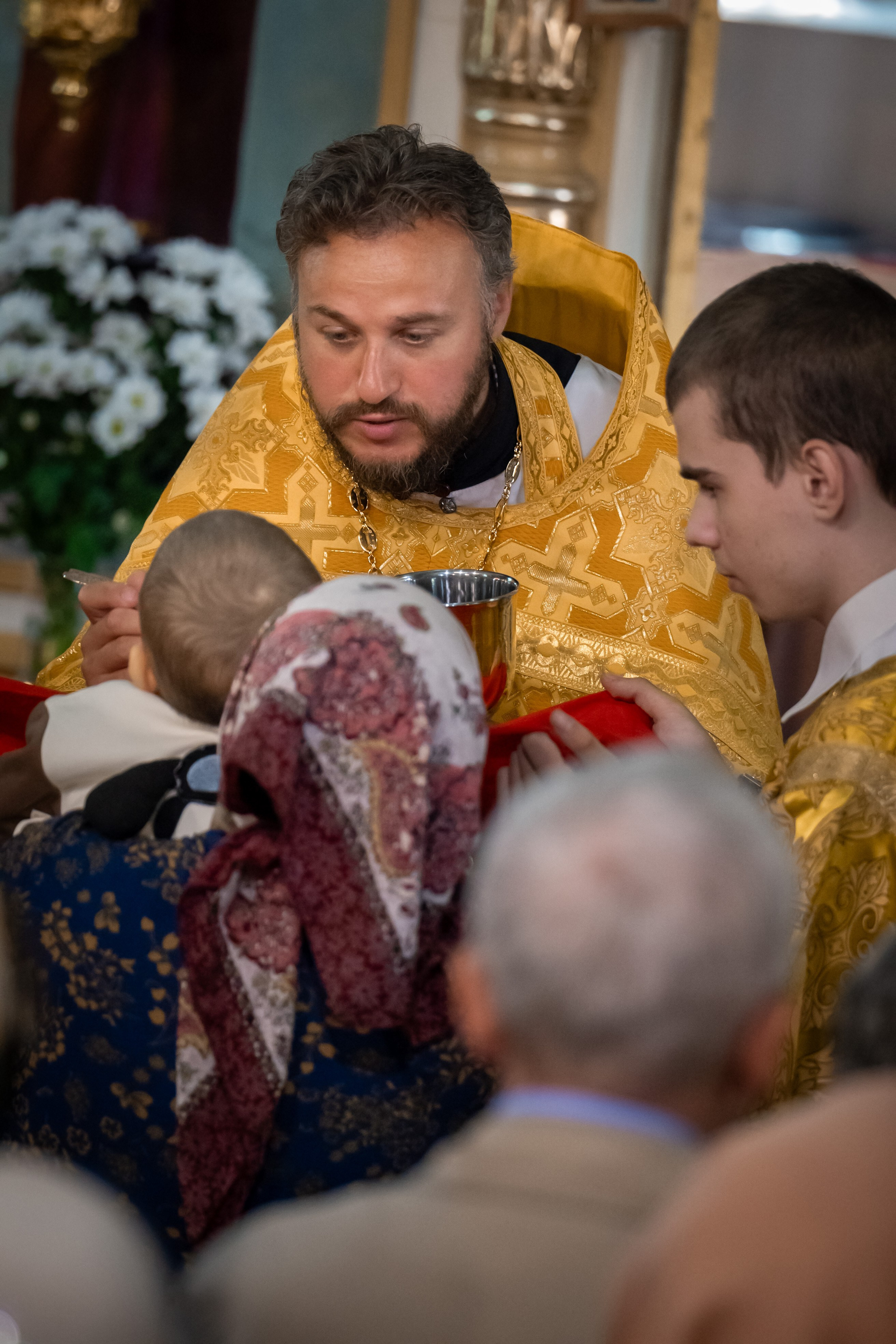 Храм свт. Николая Чудотворца, г. Зерноград. Престольный день. Антон и Татьяна Денисенко — В храме