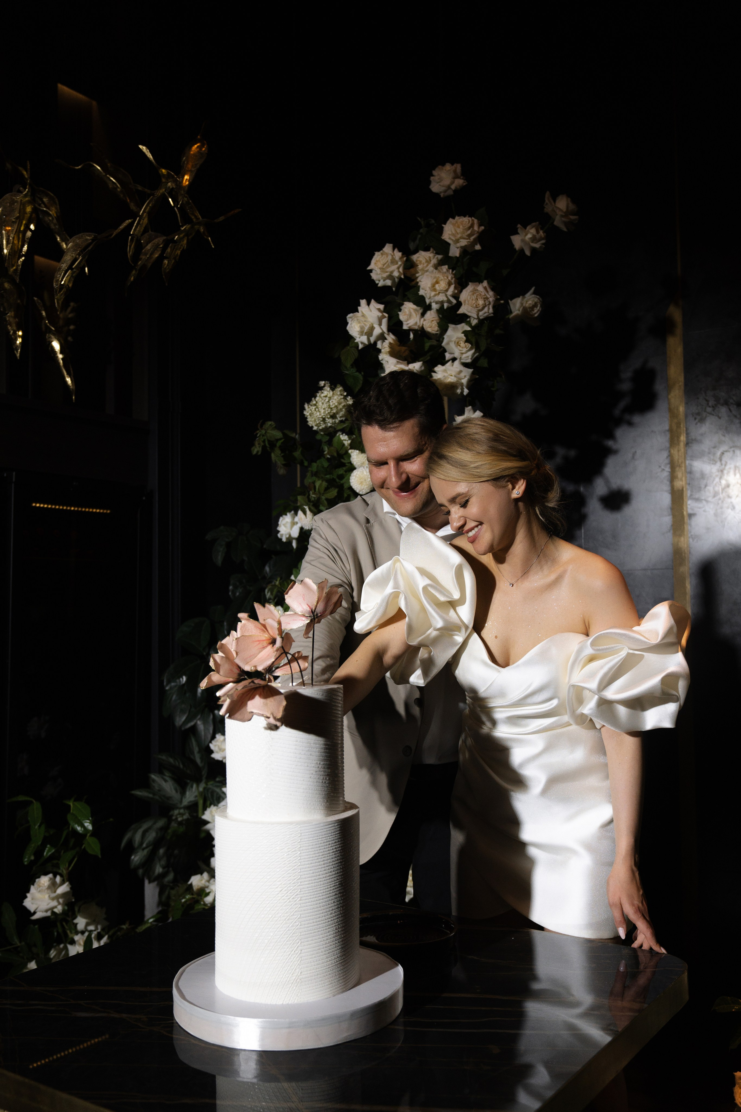 Прикосновение твоих рук. VENSKAYA WEDDING & EVENT PLANNER