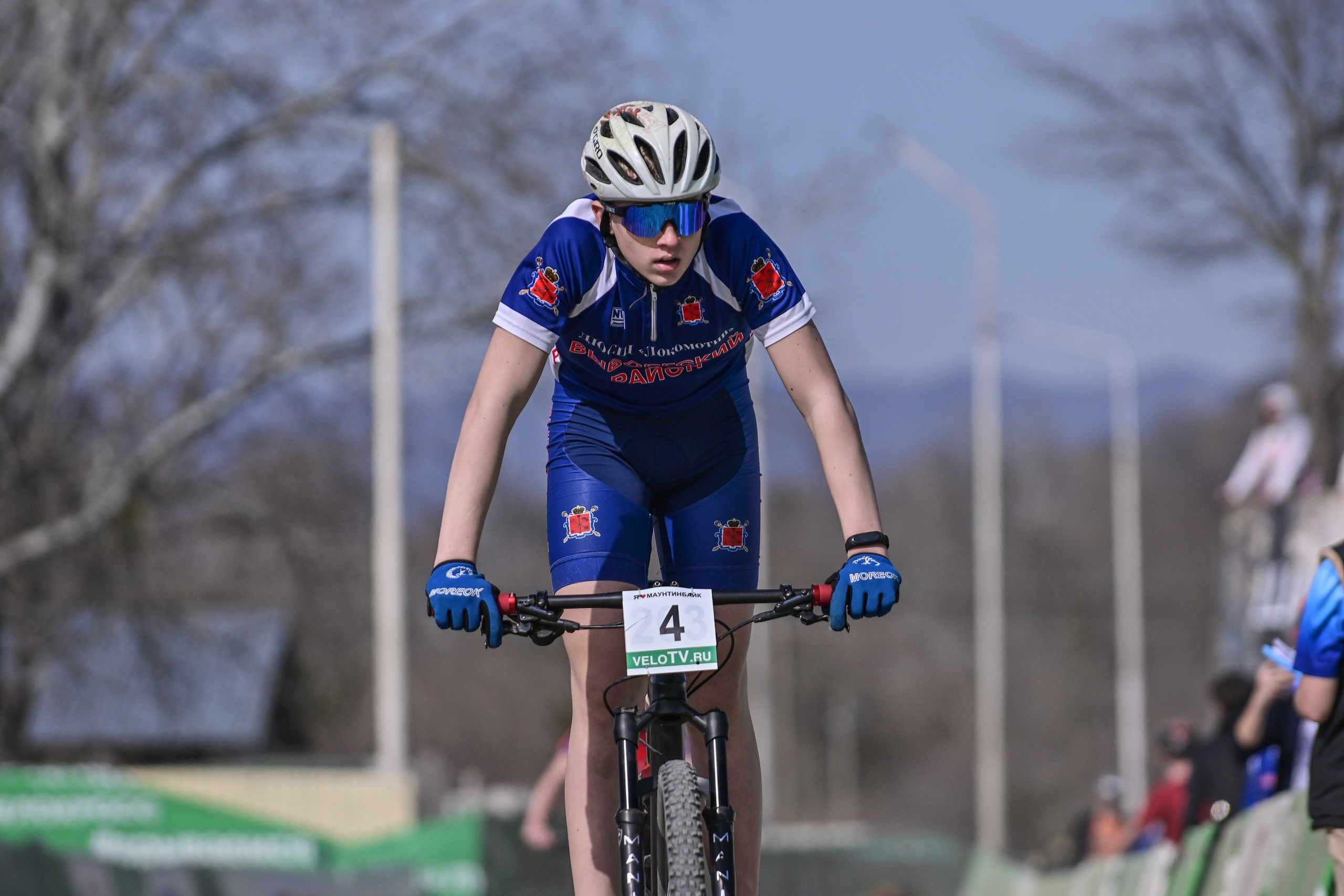 Маунтинбайк, кросс-кантри в Архипо-Осиповке 16 марта 2025. Спортивный фотограф, фотожурналист Павел Ларькин