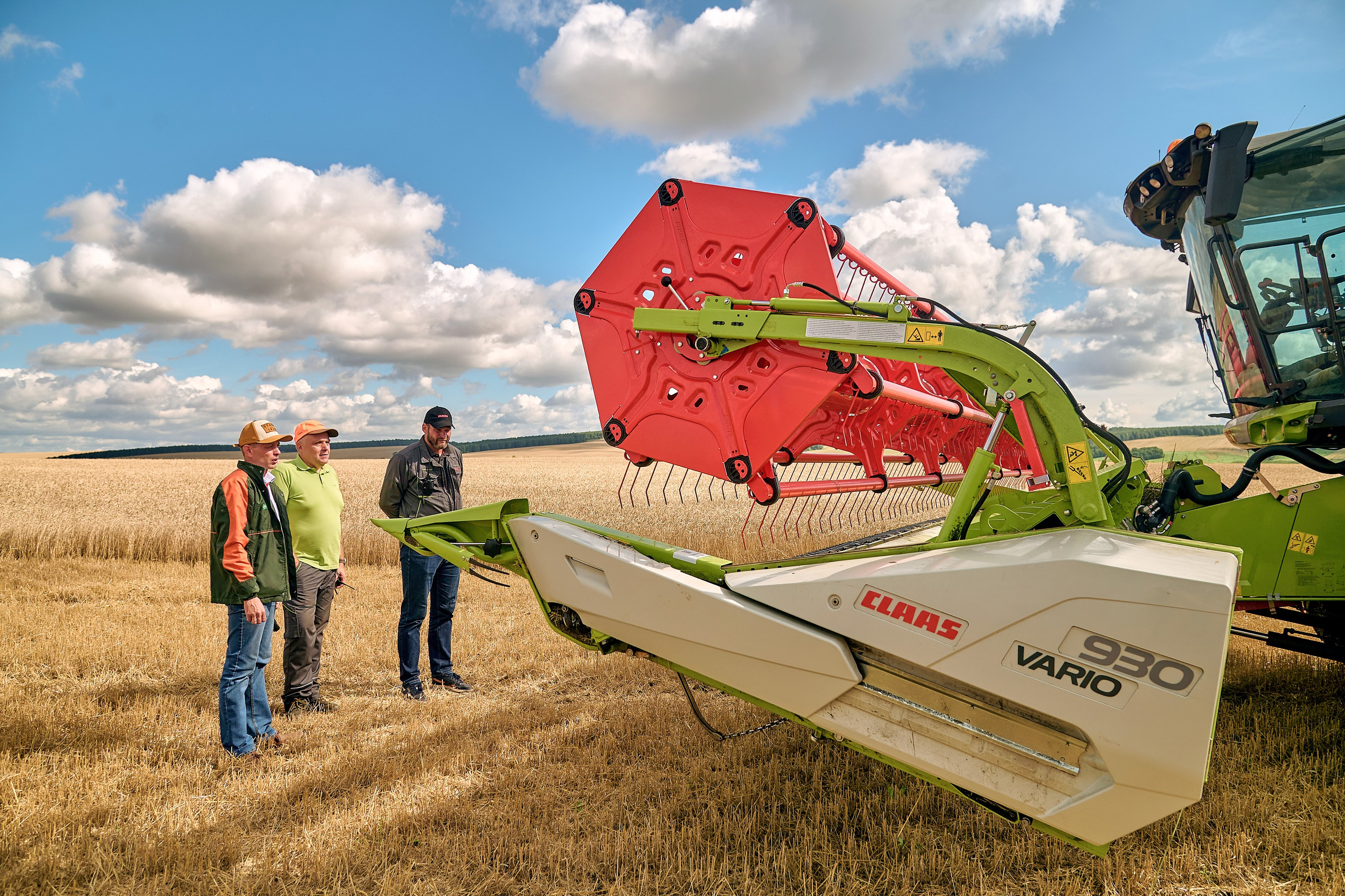 Портфолио репортажной фотосъёмки: сельхозтехника "Галактика". Фотограф Яковлев Роман — Красноярск