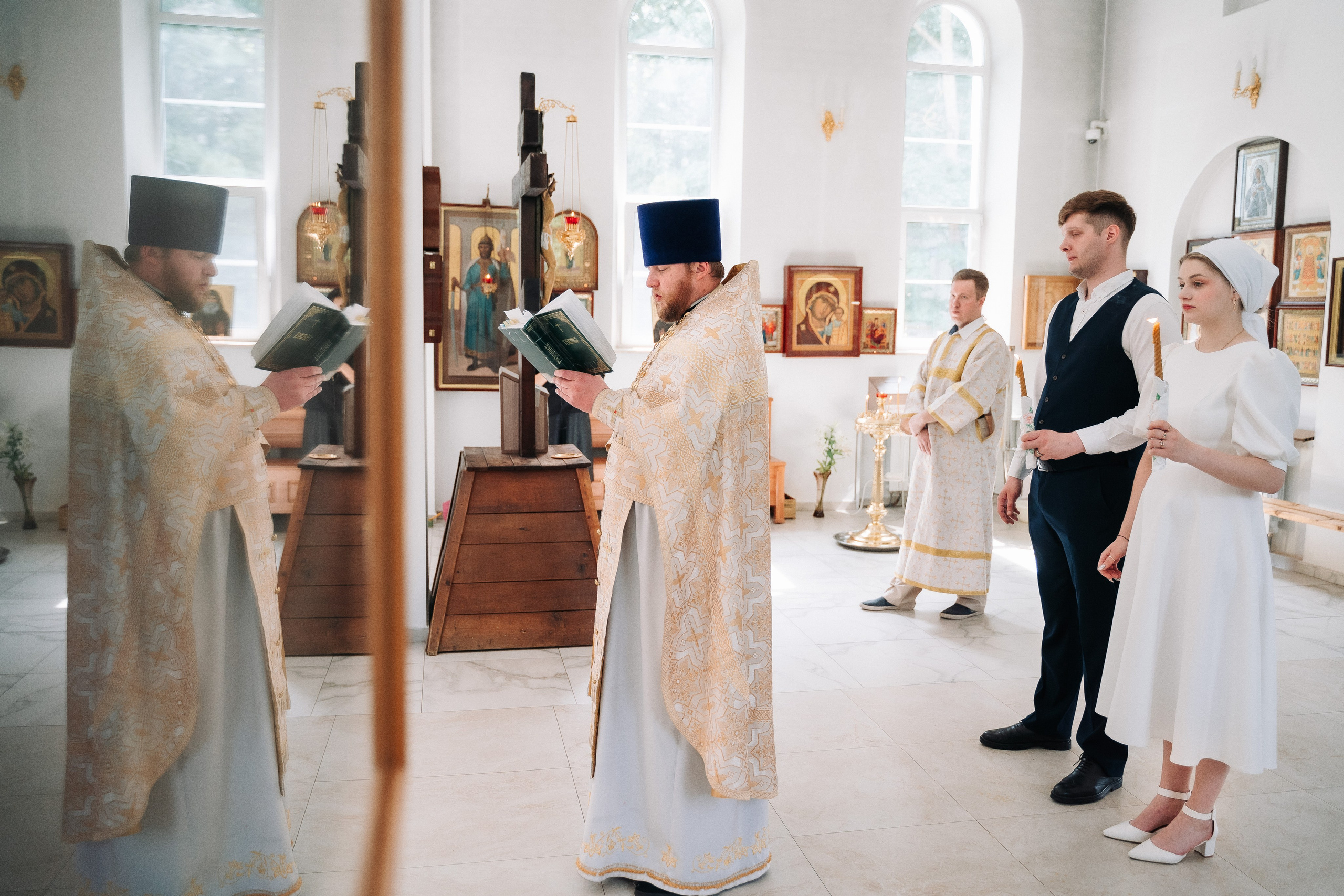 Венчание в Церкови Ермогена Патриарха Всероссийского в Южном Тушино. Свадебный и семейный фотограф в Москве и МО Геннадий Туманцев