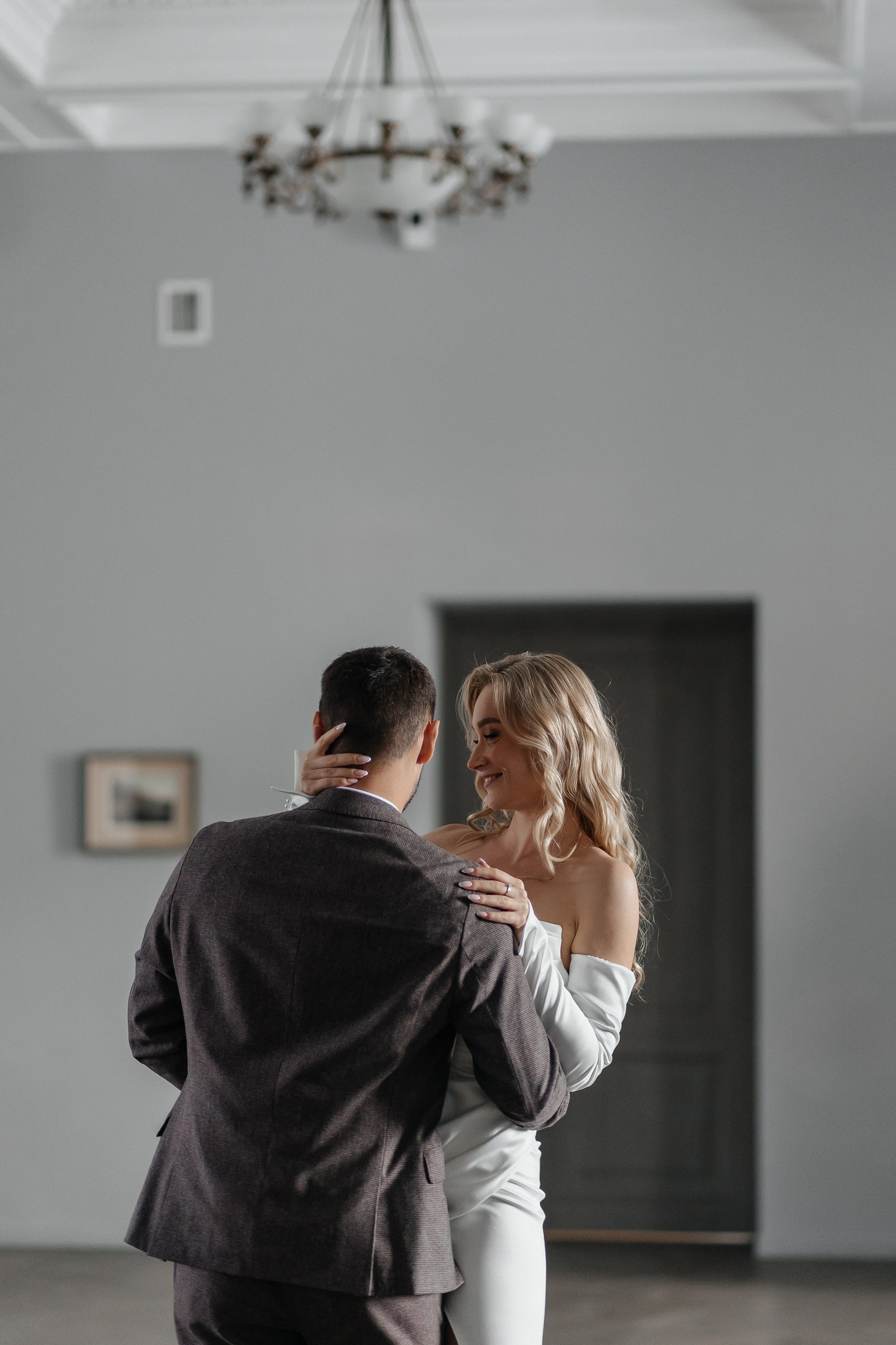 Максим и Анастасия (прогулка). Фотограф свадебный семейный в Красноярске Шукшина Наталья