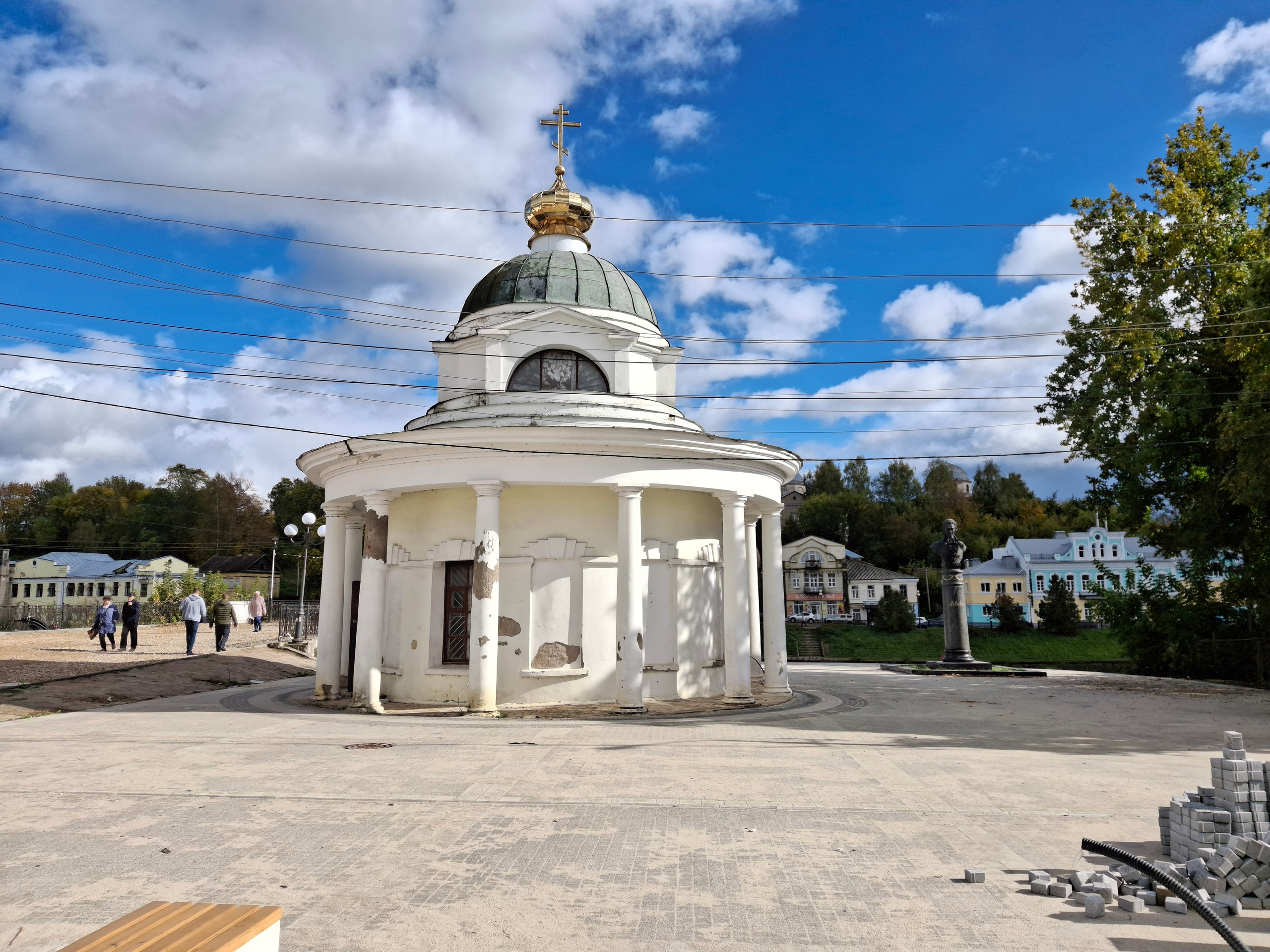 Торжок. 24 сентября 2025. Игорь Жучков. Россия увиденная глазами путешествующего фотографа