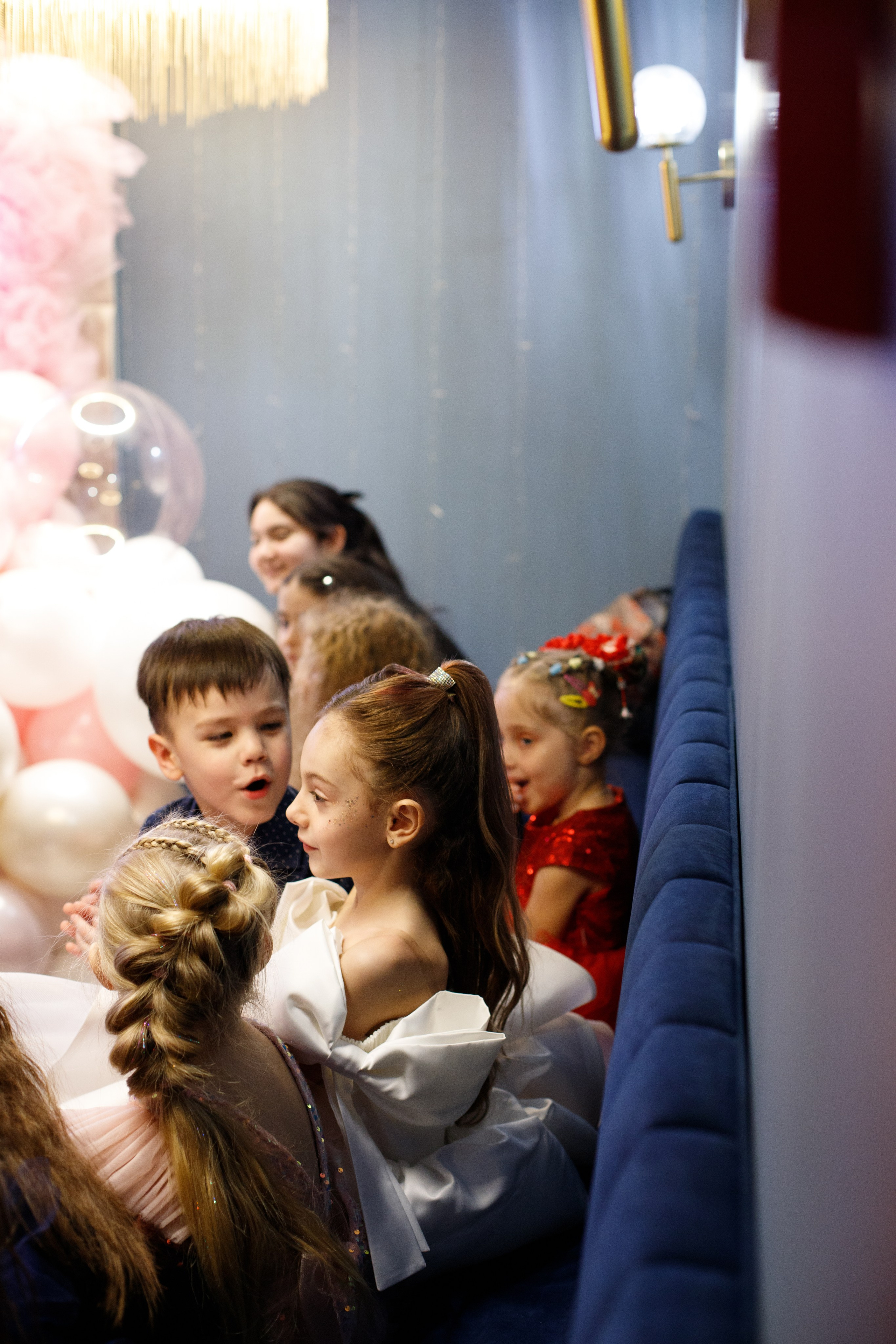 ASIA'S BIRTHDAY PARTY. Photokarish