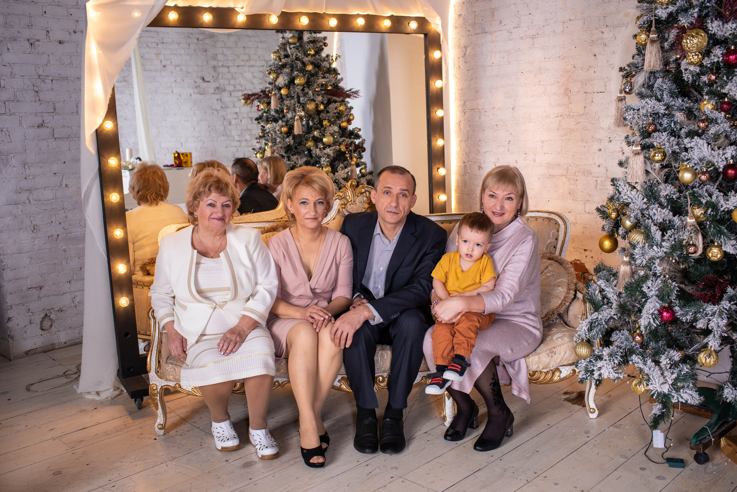 Семейная и детская фотосессия в Туле. Фотограф на Крещение и Венчание в Туле, детский и семейный фотограф