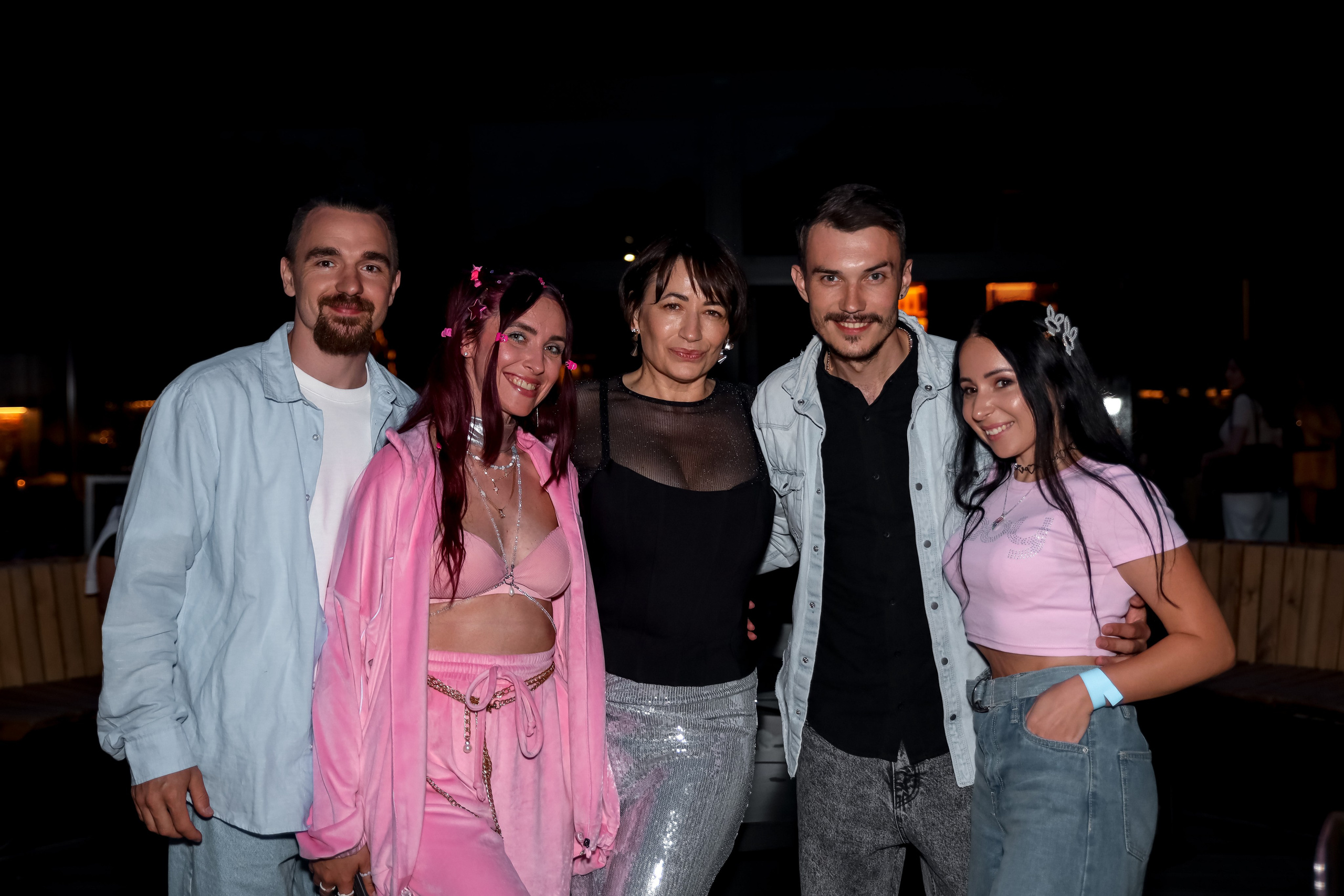 LA night & Fiji wave. 2000’s