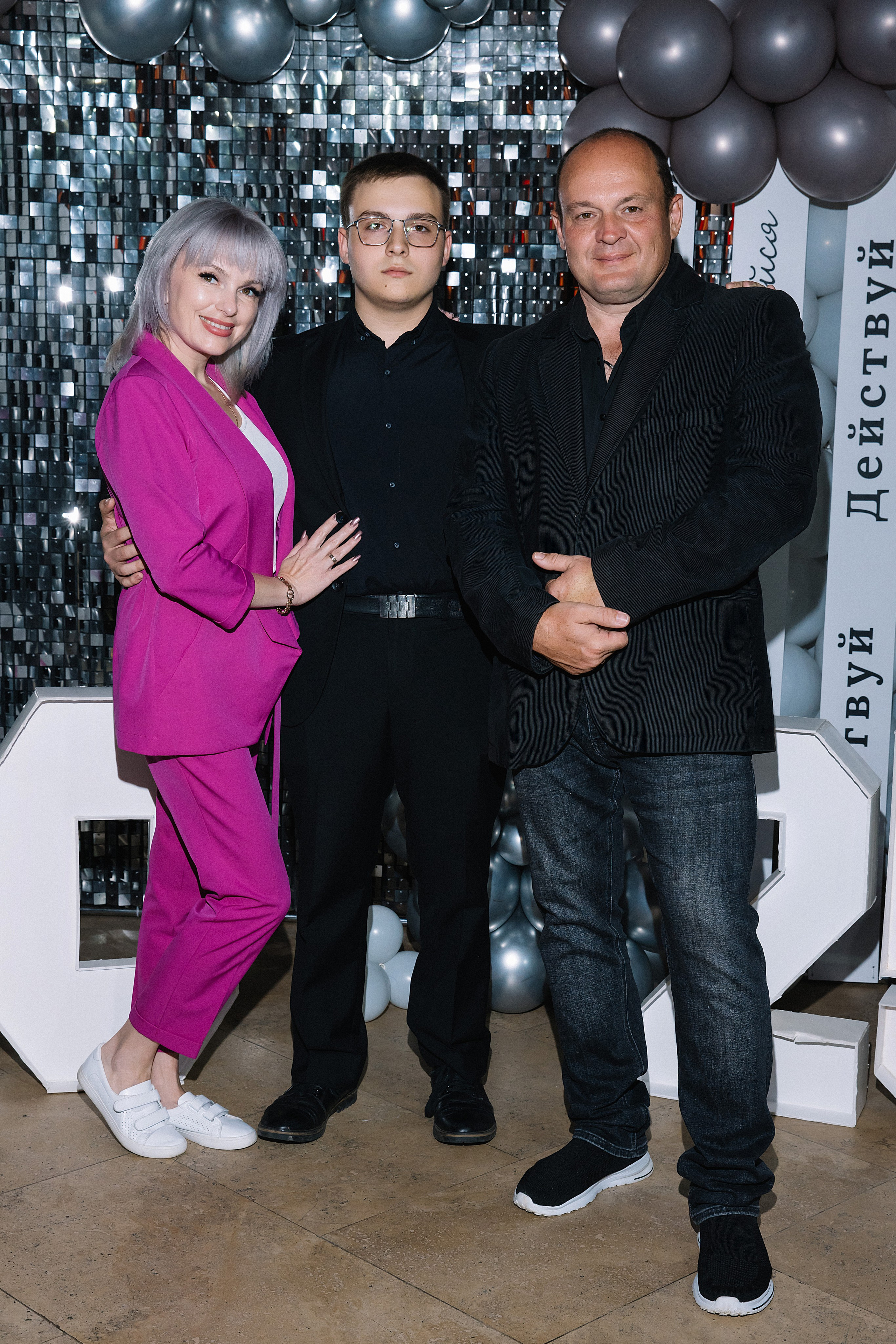 11 класс Гимназия 82. Фотограф и Видеограф в Краснодаре Юлия Солодченко