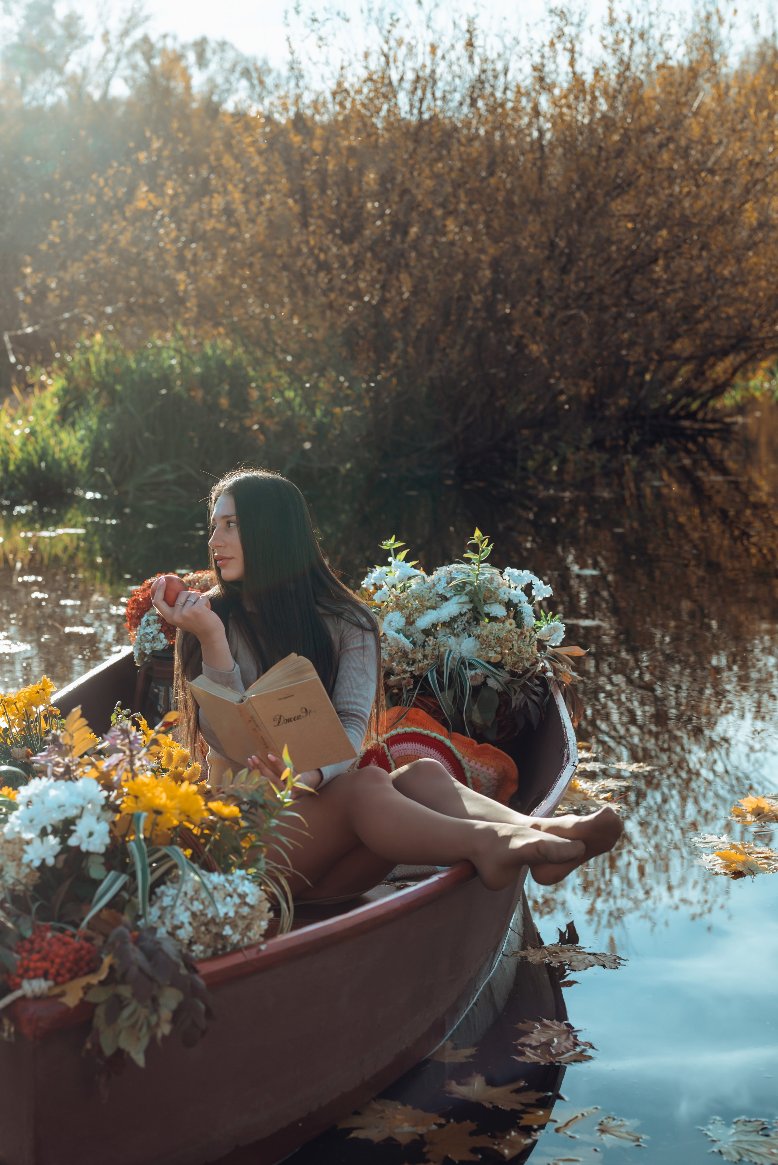 Фотопроект с осенней лодкой. Фотограф в городе Салават
