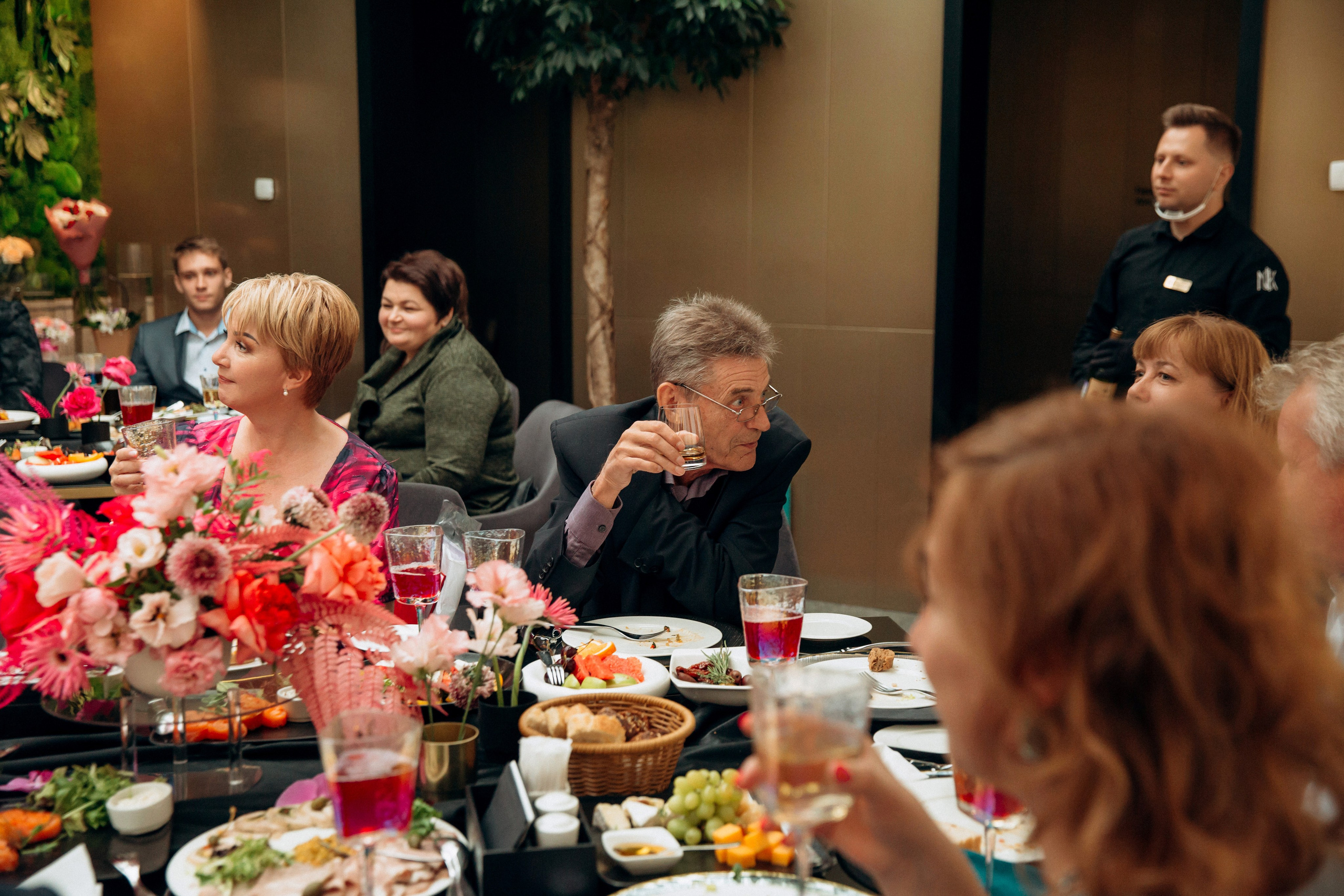 Неоновая свадьба. Свадебный фотограф в Санкт-Петербурге Вика Стукачева