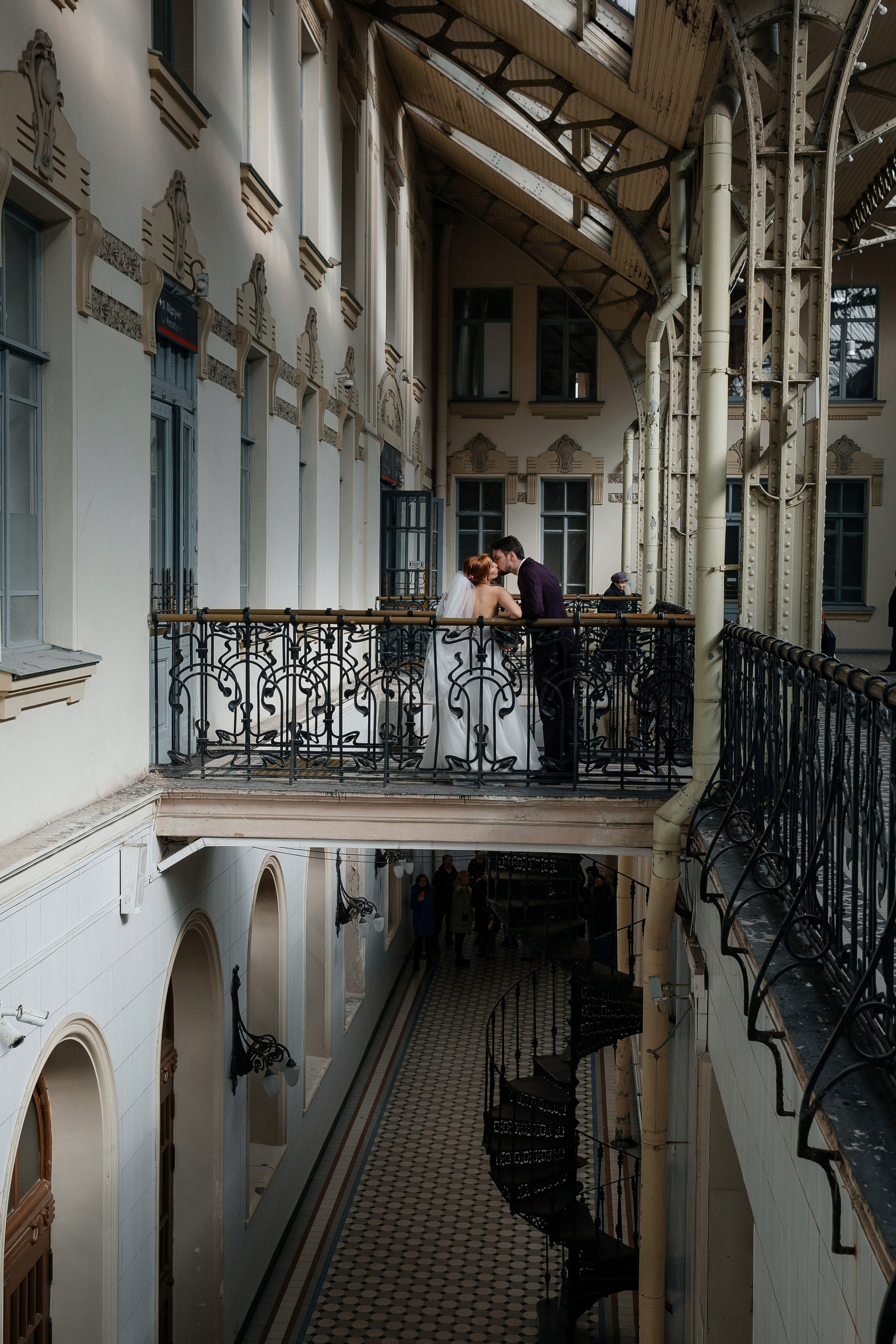 Первый ЗАГС и Фотосессия на Витебском в апреле. Свадебный фотограф в Санкт-Петербурге Вика Стукачева