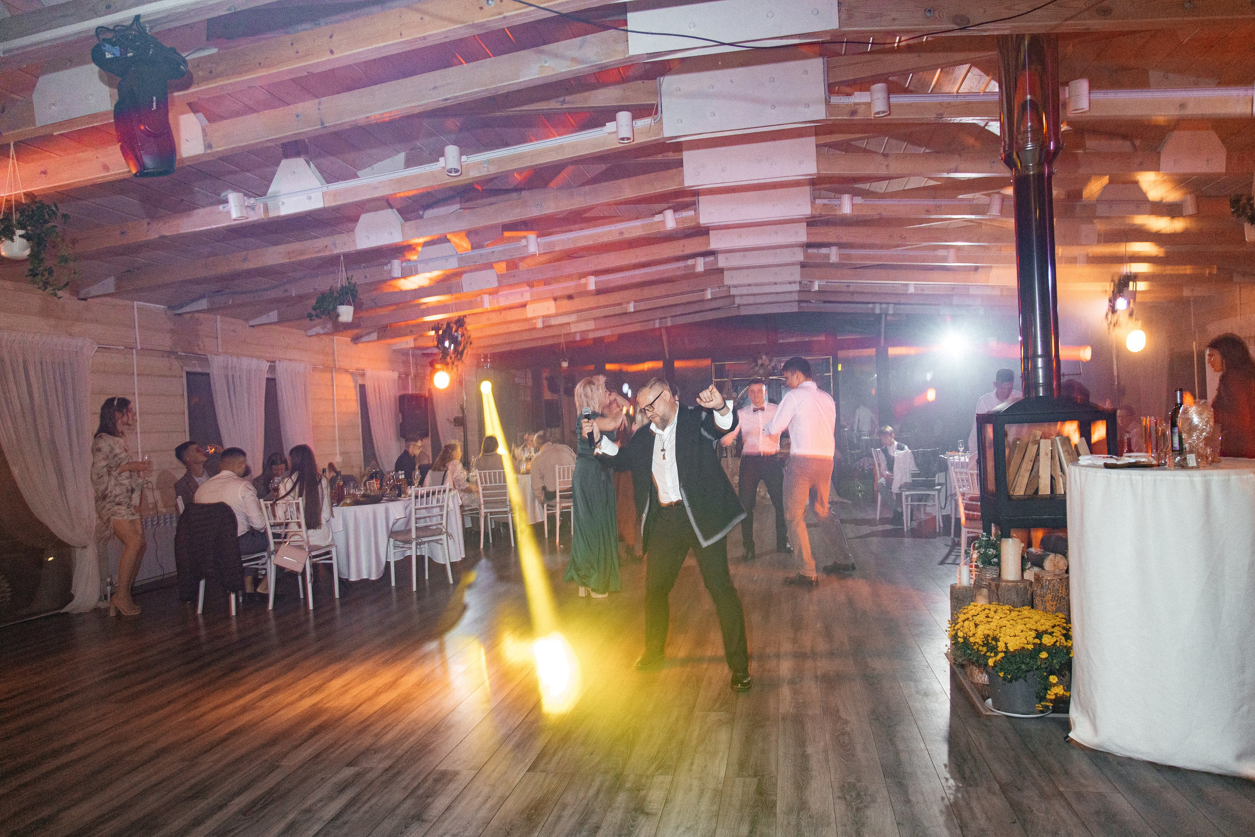 Свидетель Корги. Артём Бачурин — свадебный фотограф Воронеж