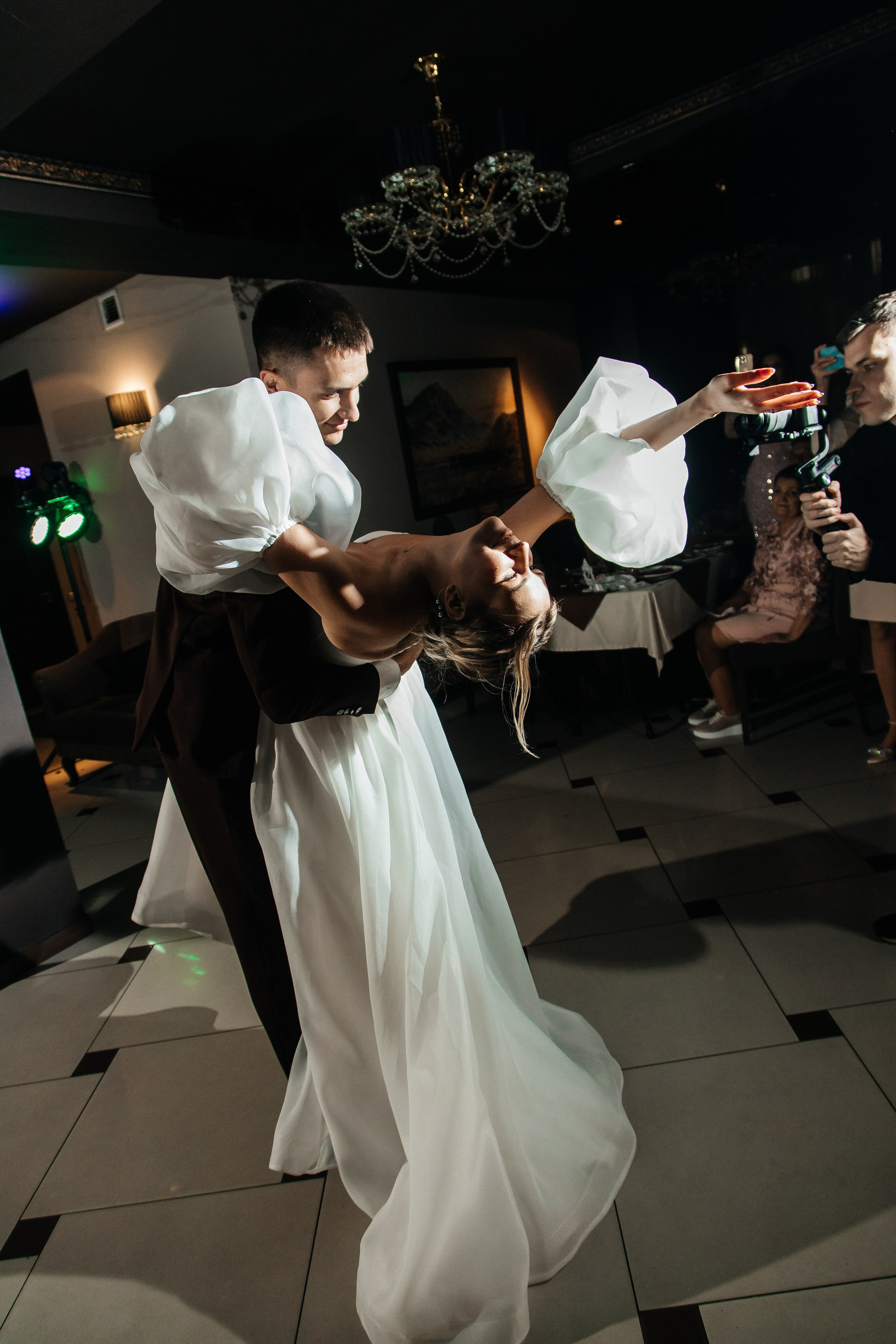 Любовный фестиваль. Артём Бачурин — свадебный фотограф Воронеж