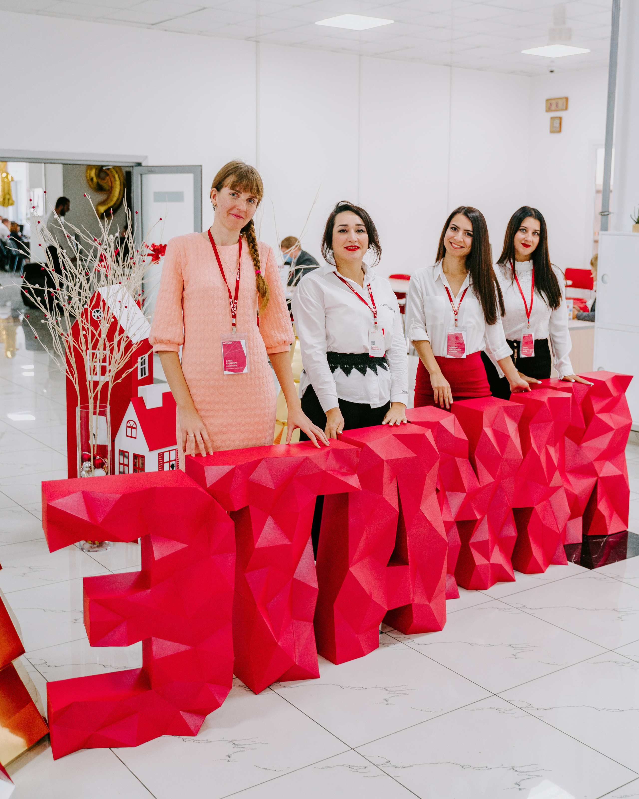 Этажи Краснодар. Создаю контент для бизнеса- Андрей Корниенко и упаковываю компании и экспертов в Краснодаре