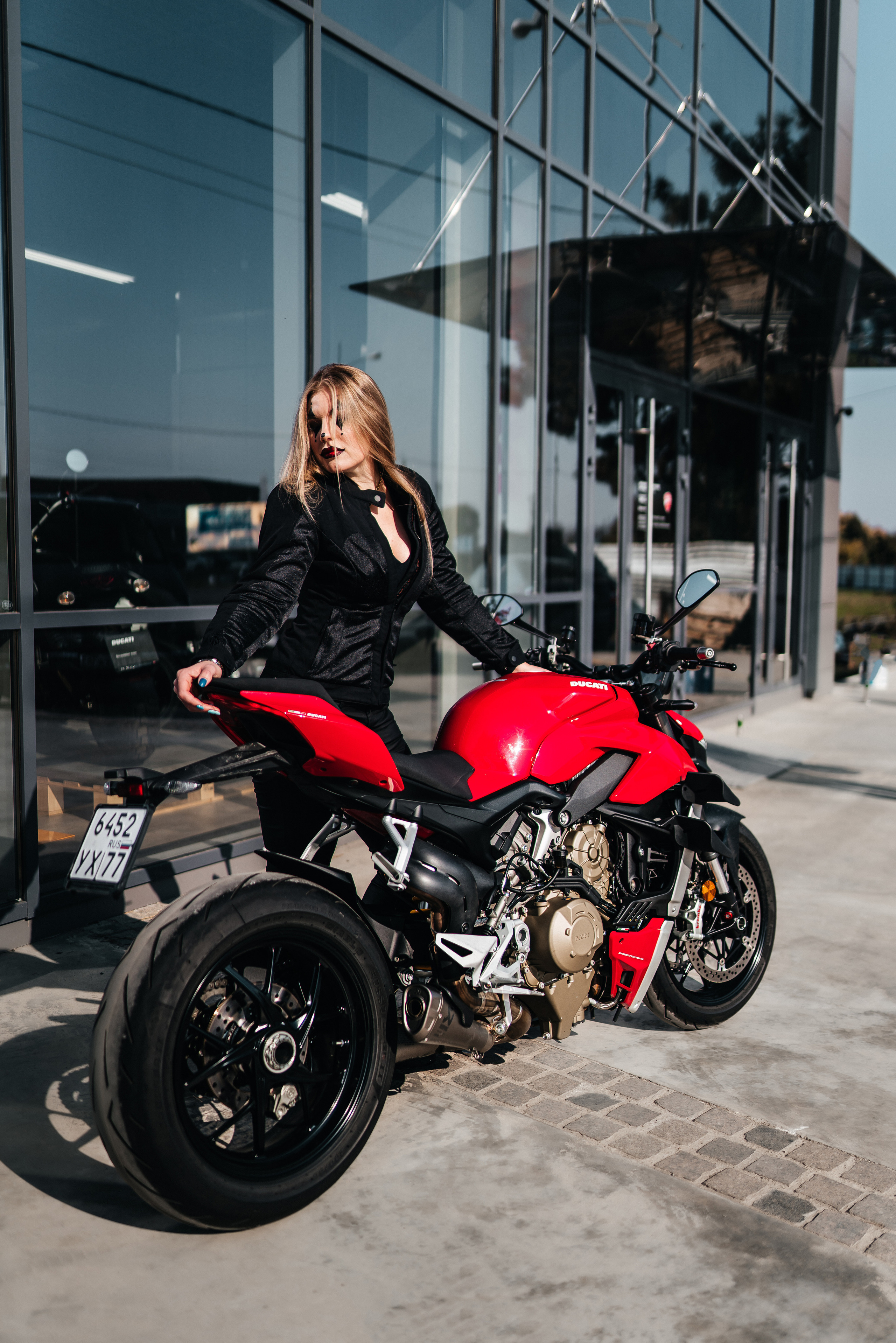 Ducati крансодар. Создаю контент для бизнеса- Андрей Корниенко и упаковываю компании и экспертов в Краснодаре