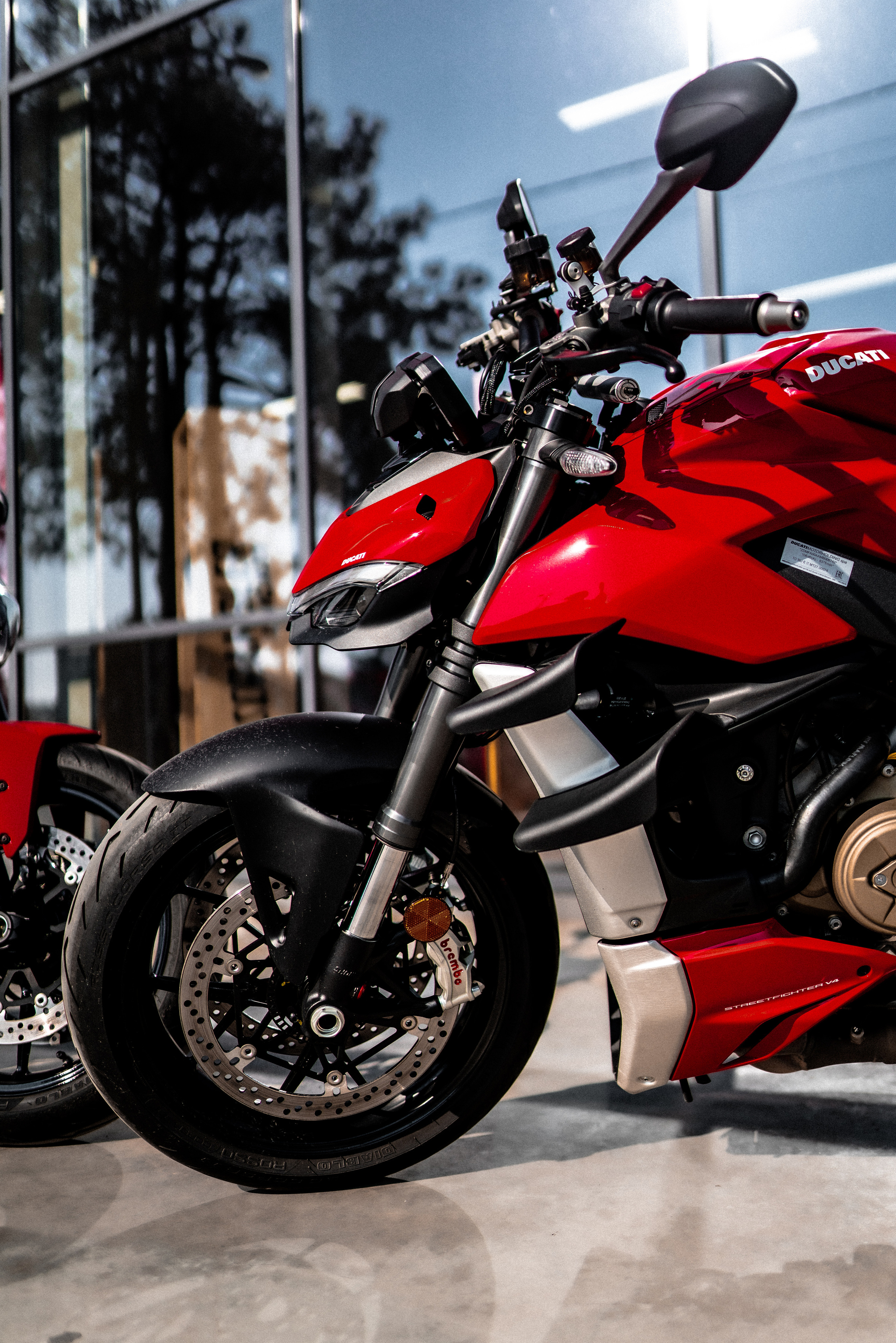 Ducati крансодар. Создаю контент для бизнеса- Андрей Корниенко и упаковываю компании и экспертов в Краснодаре