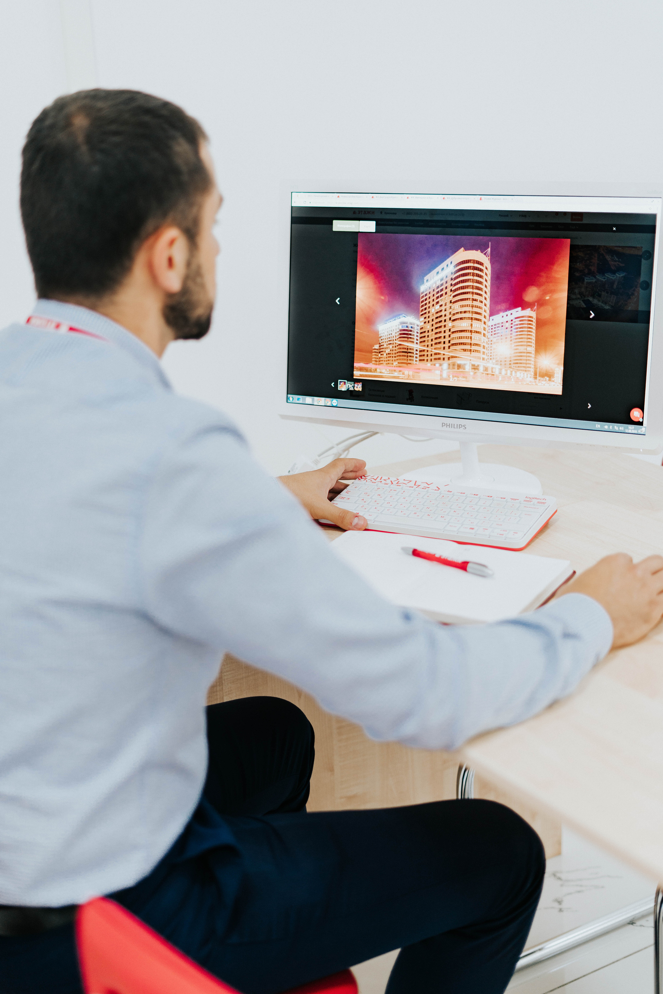 Этажи Краснодар. Создаю контент для бизнеса- Андрей Корниенко и упаковываю компании и экспертов в Краснодаре