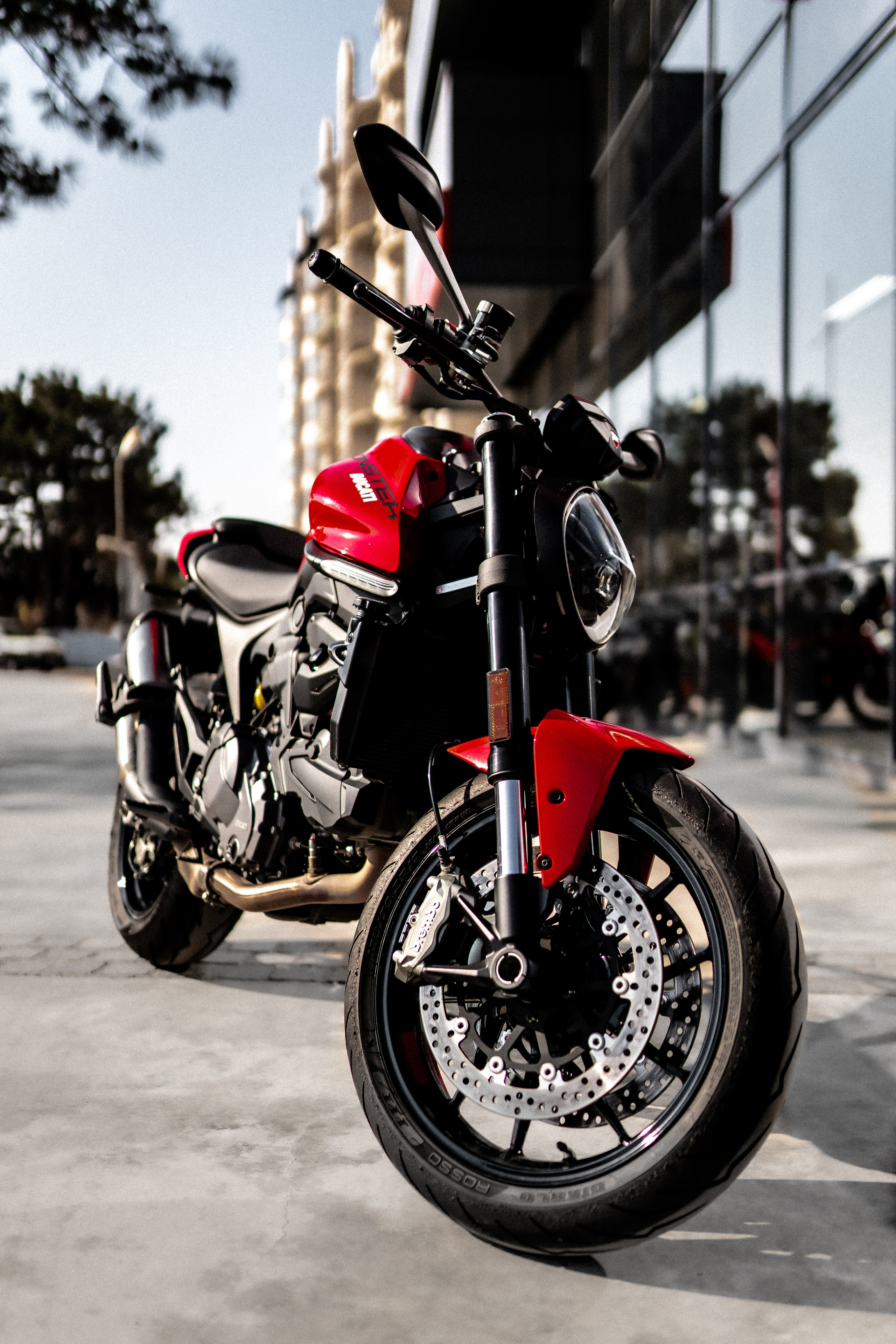 Ducati крансодар. Создаю контент для бизнеса- Андрей Корниенко и упаковываю компании и экспертов в Краснодаре