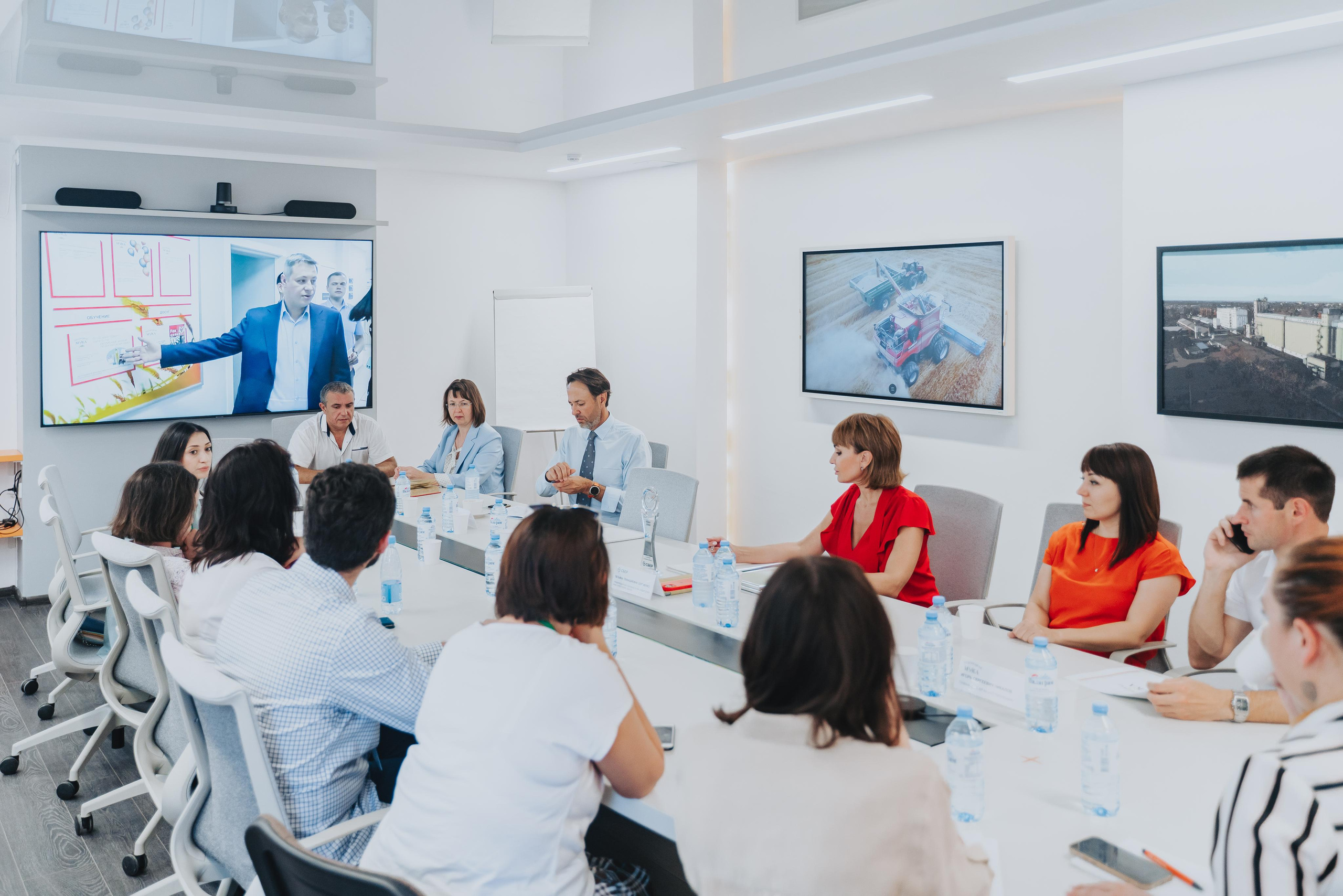 Сбер Бизнес. Создаю контент для бизнеса- Андрей Корниенко и упаковываю компании и экспертов в Краснодаре