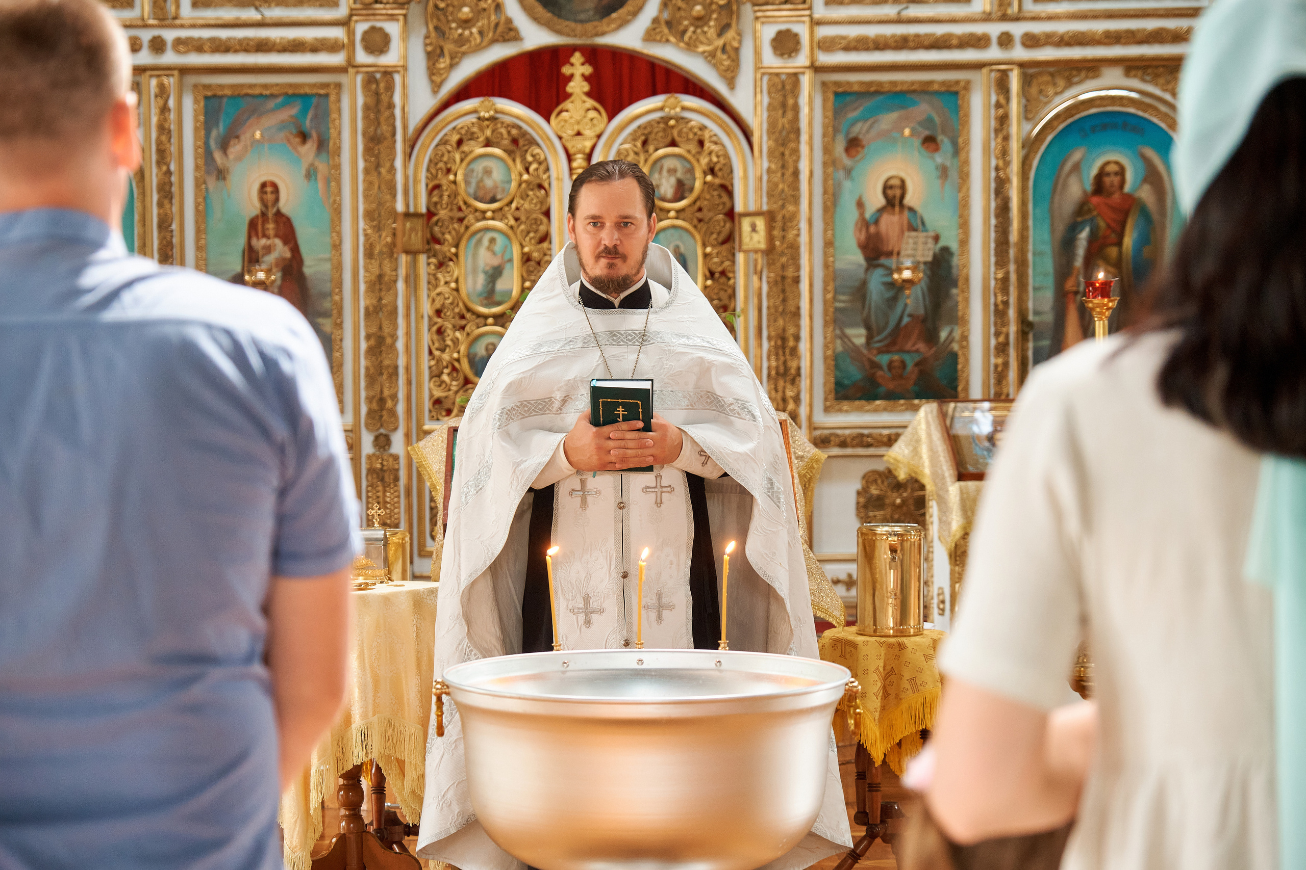 Крестины Жени. Крестовоздвиженский храм с. Троицкое. Фотограф Таганрог Анна Трайжон