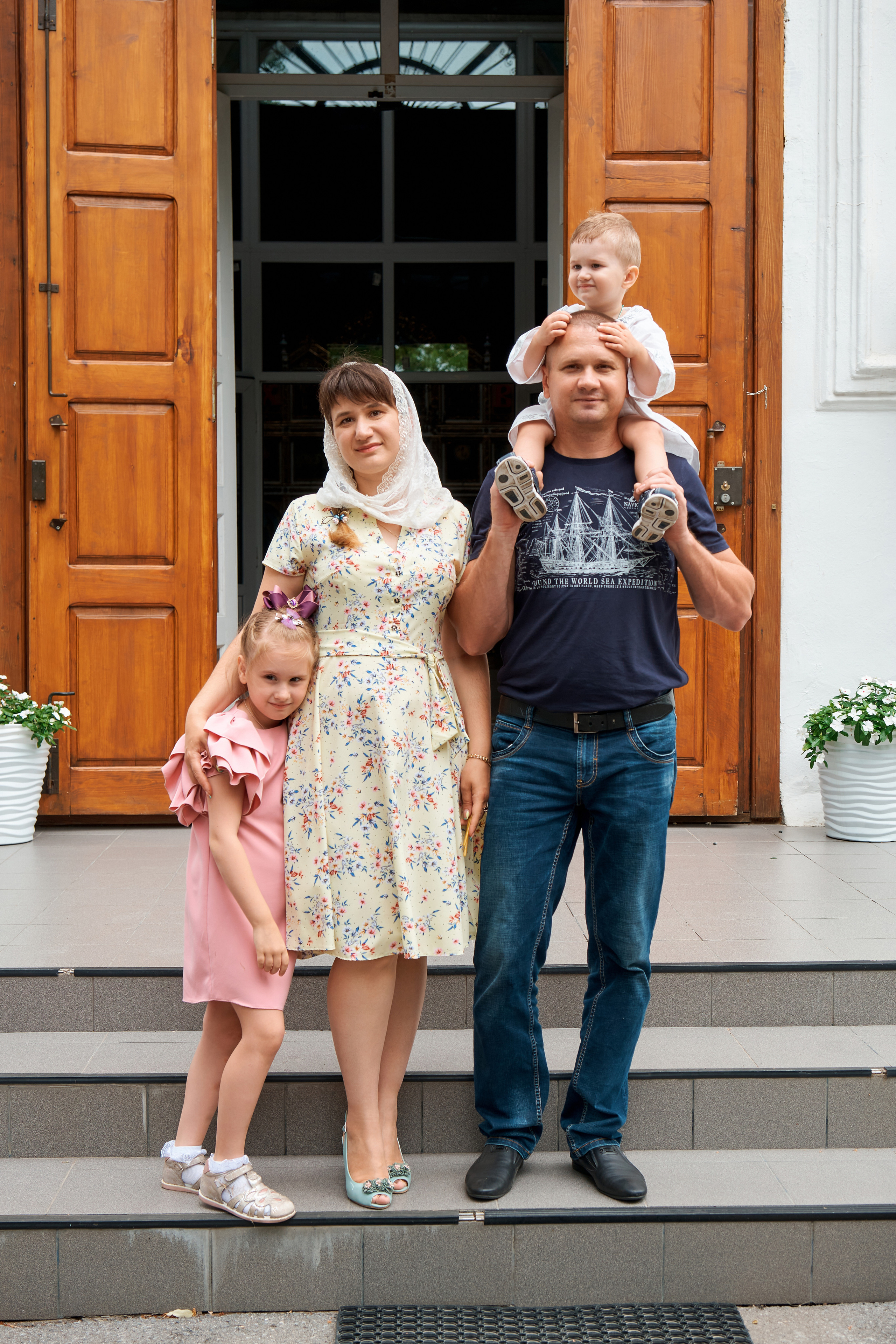 Крестины Жени. Крестовоздвиженский храм с. Троицкое. Фотограф Таганрог Анна Трайжон