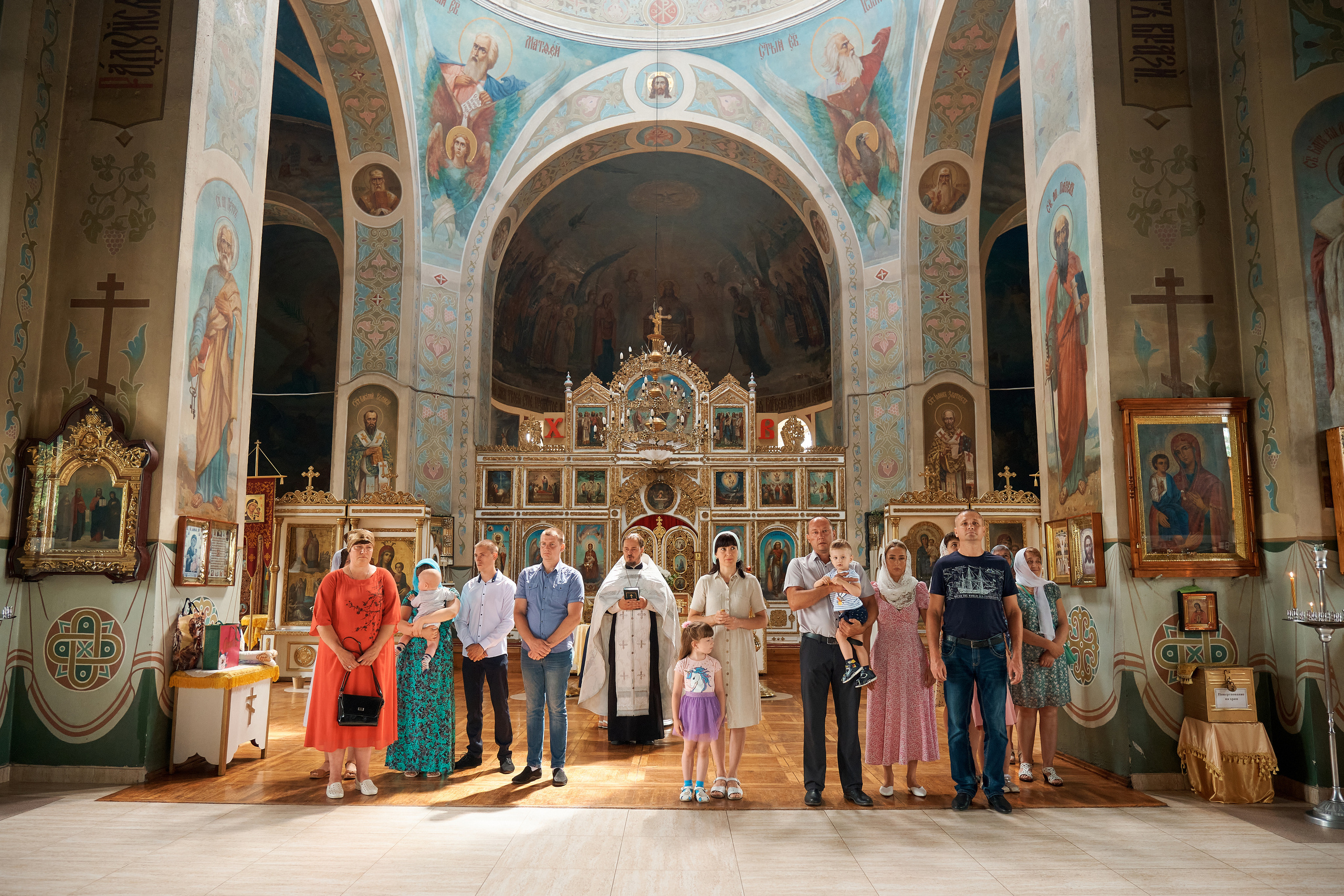 Крестины Жени. Крестовоздвиженский храм с. Троицкое. Фотограф Таганрог Анна Трайжон