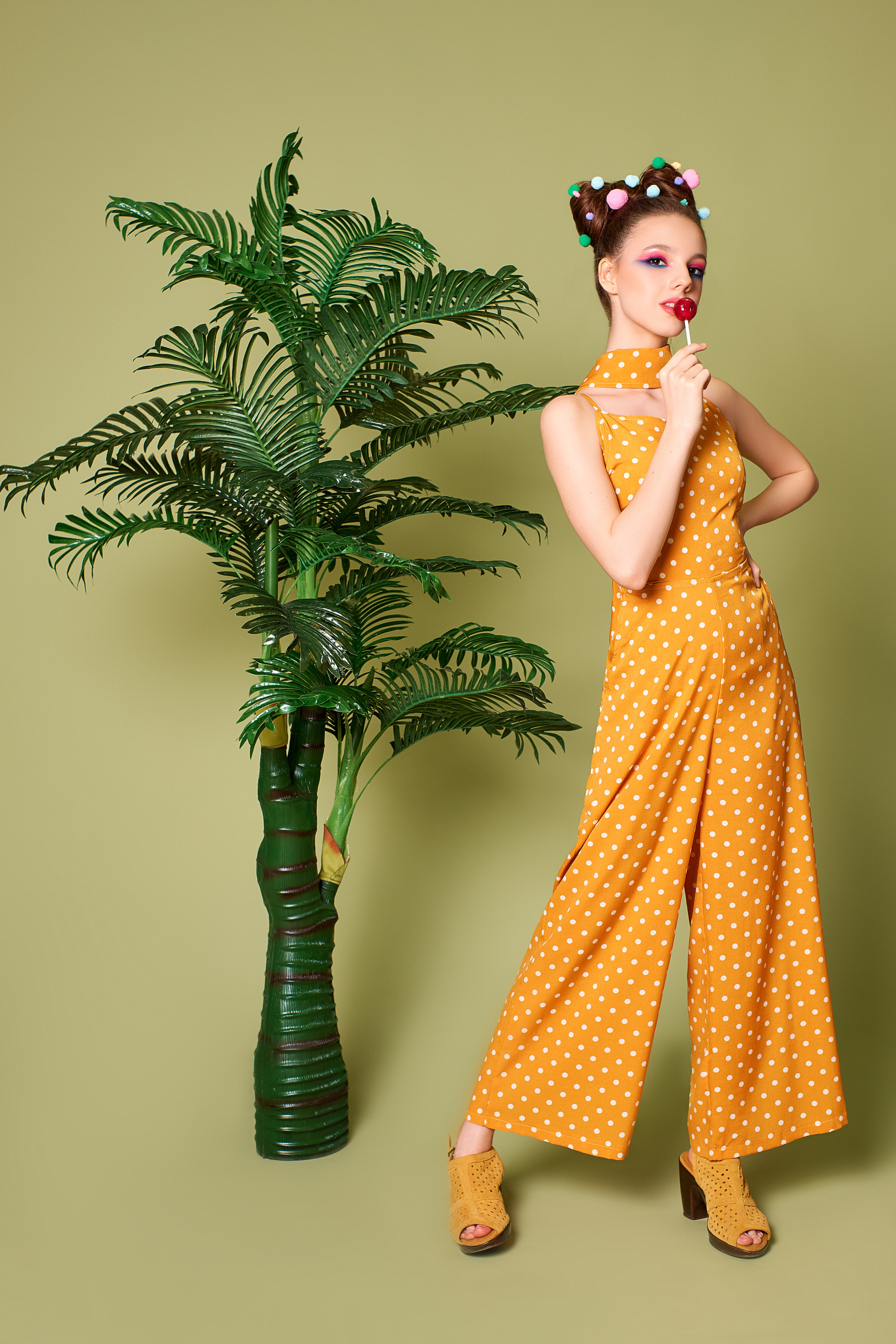 Candy girl. Фотограф Таганрог Анна Трайжон