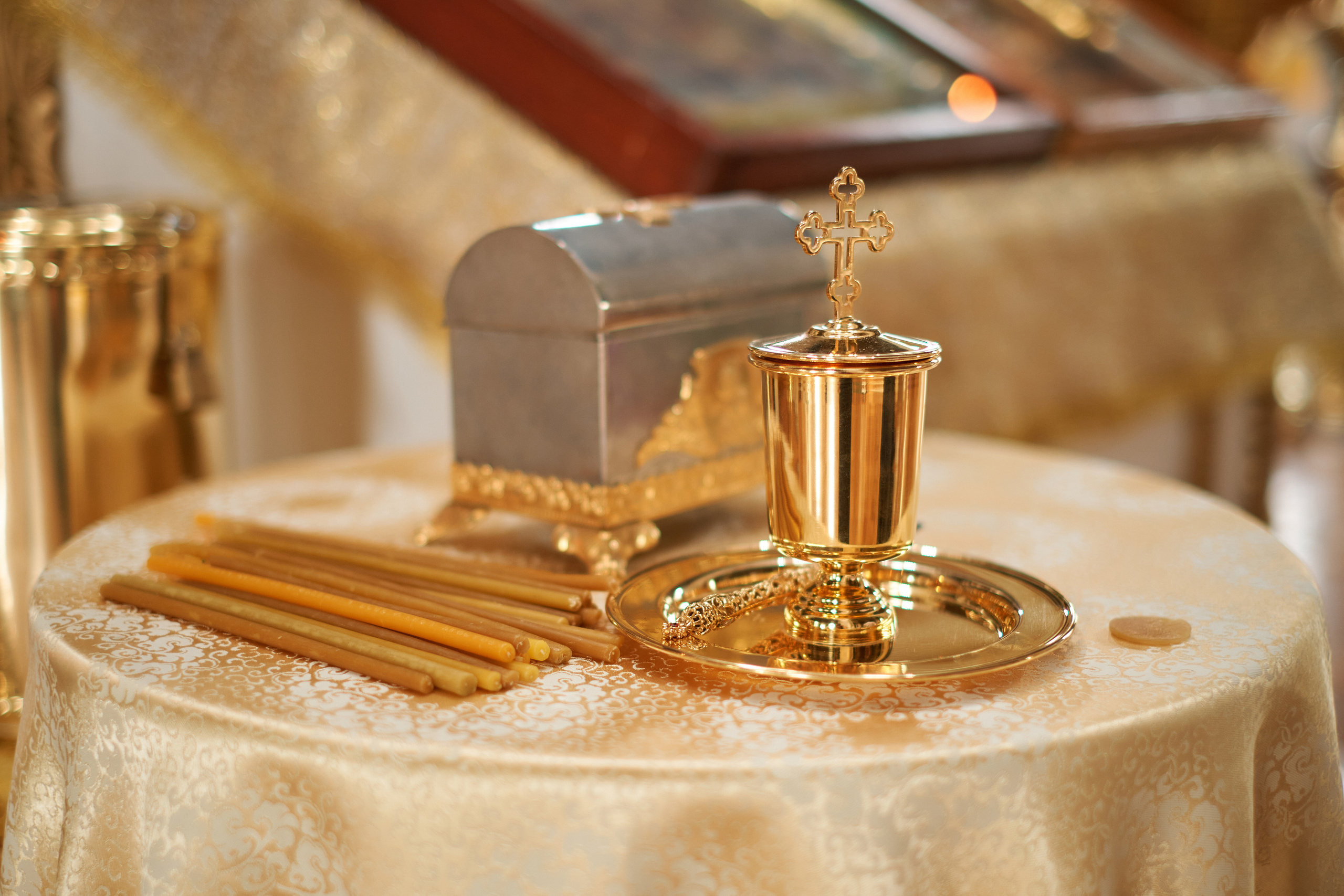 Крестины Жени. Крестовоздвиженский храм с. Троицкое. Фотограф Таганрог Анна Трайжон