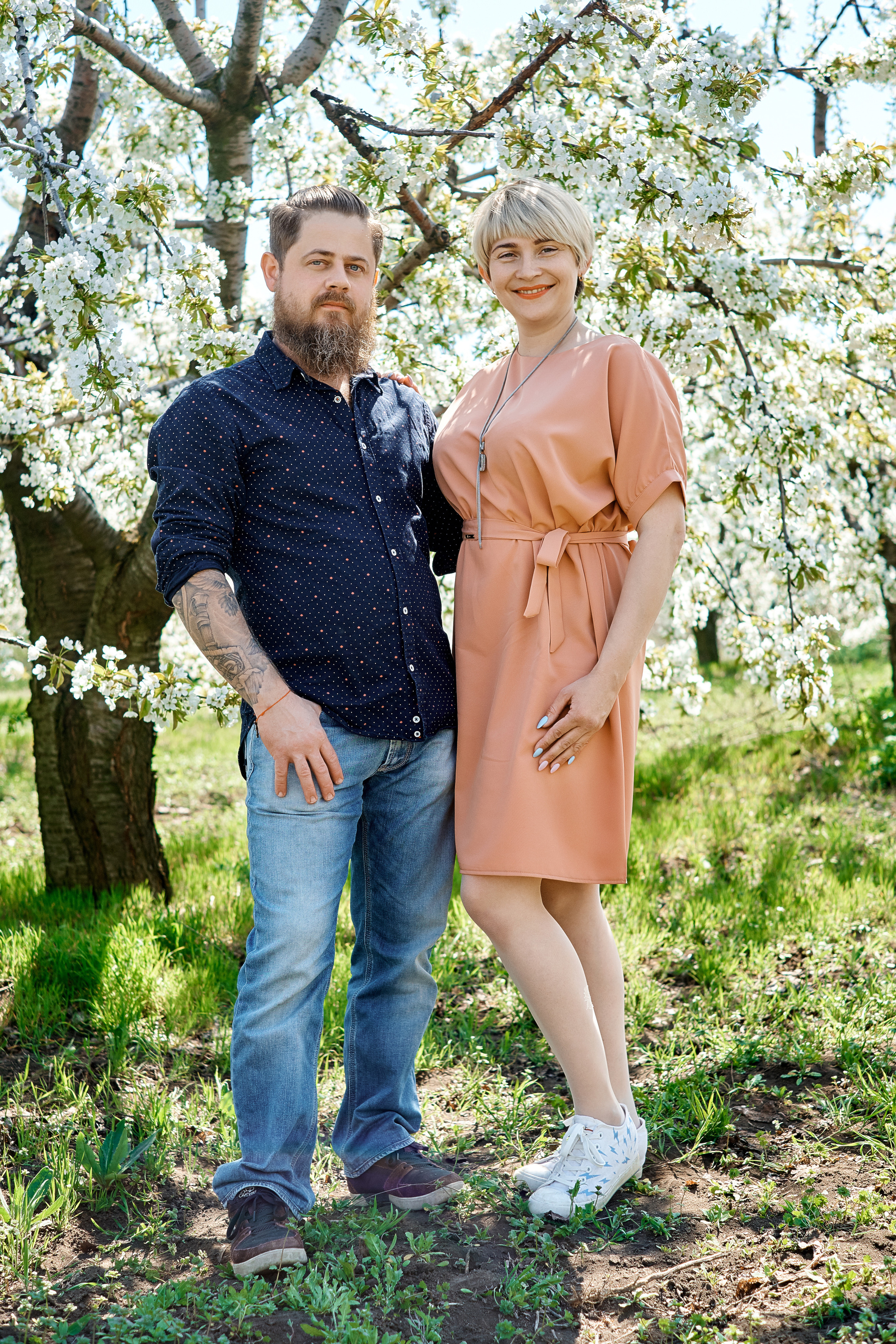 Фотосессия в цветущих садах. Фотограф Таганрог Анна Трайжон