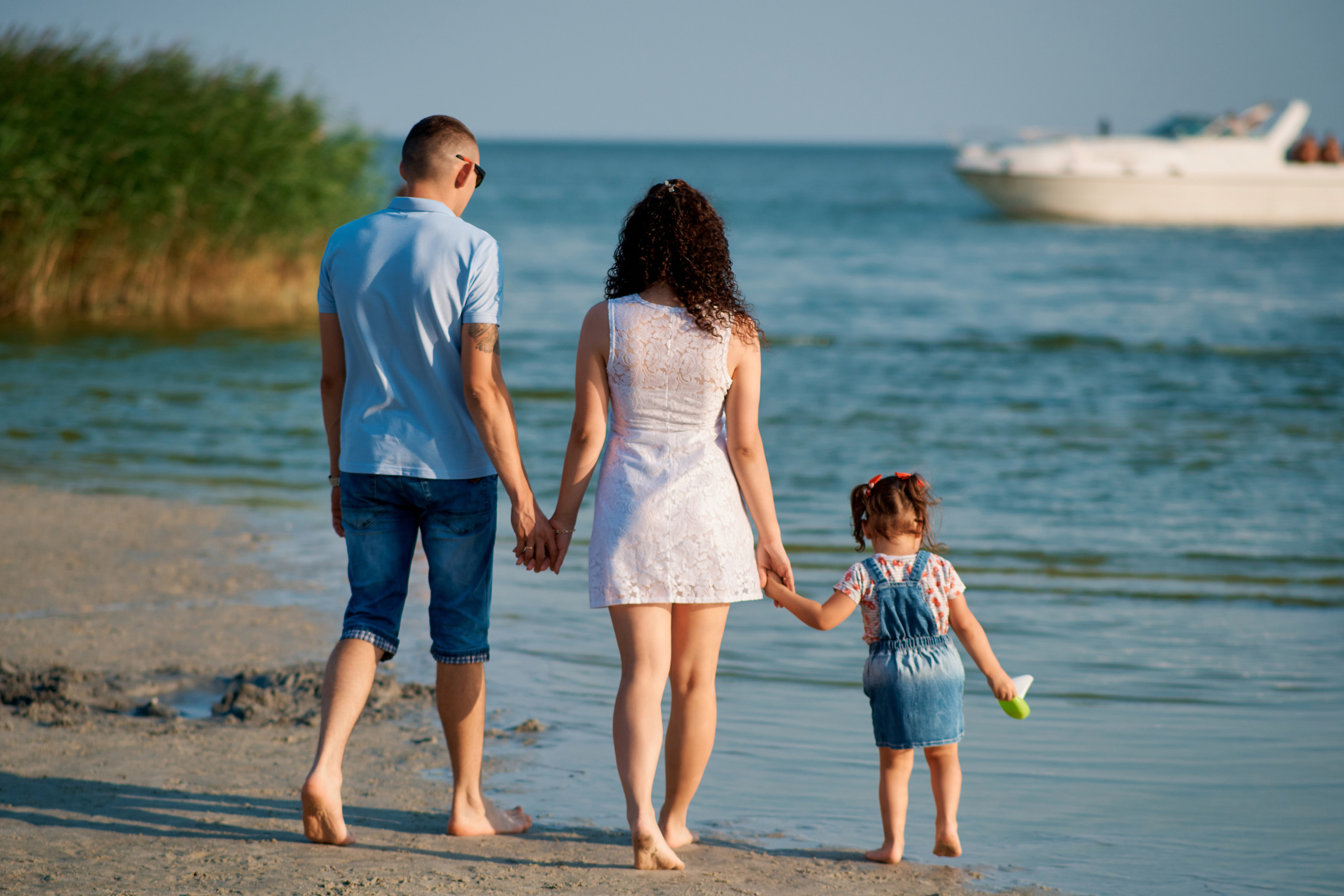 Фотосессия на пляже. Фотограф Таганрог Анна Трайжон