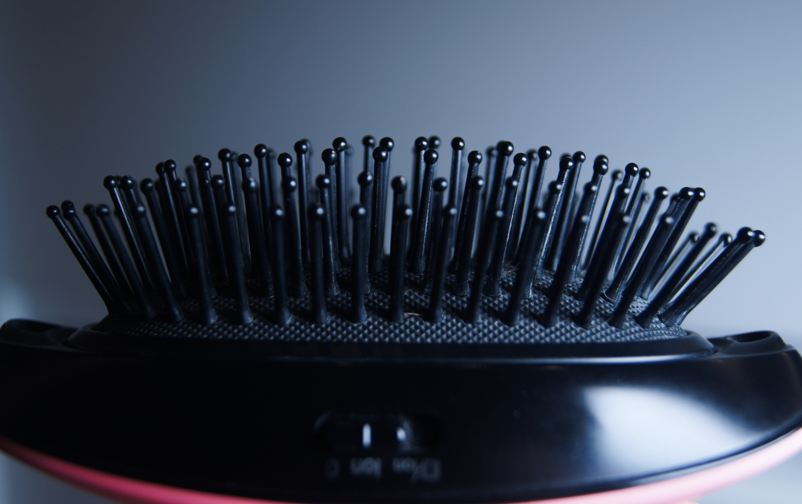 Предметная фотография расчески Xiaomi Yueli. Любовь Каширская — фотограф для малого бизнеса и специалистов