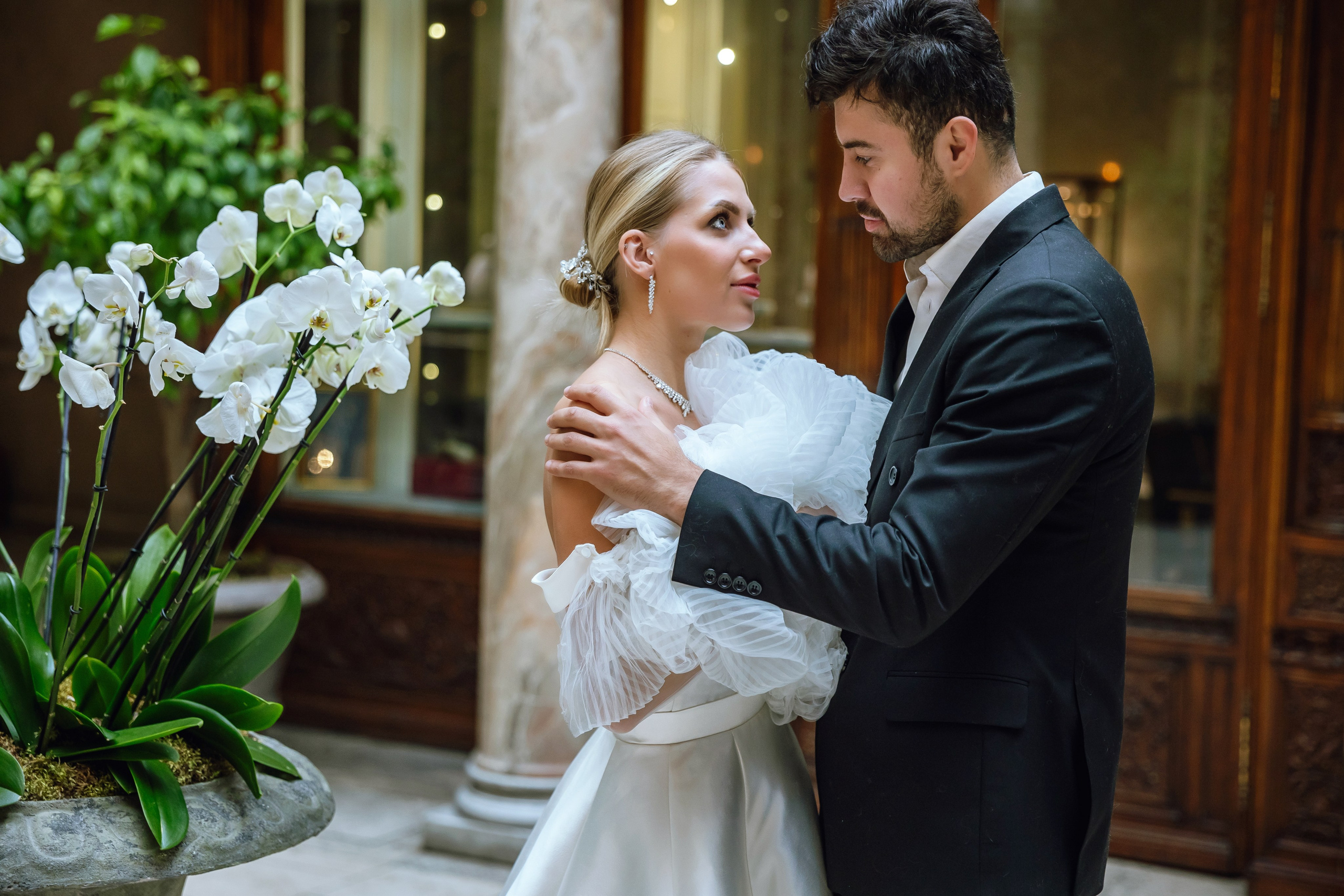 Свадьба в ресторане Турандот. Фотограф и видеограф Москва. Свадебный фотограф, видеограф. Выпускные альбомы. Оживающие альбомы