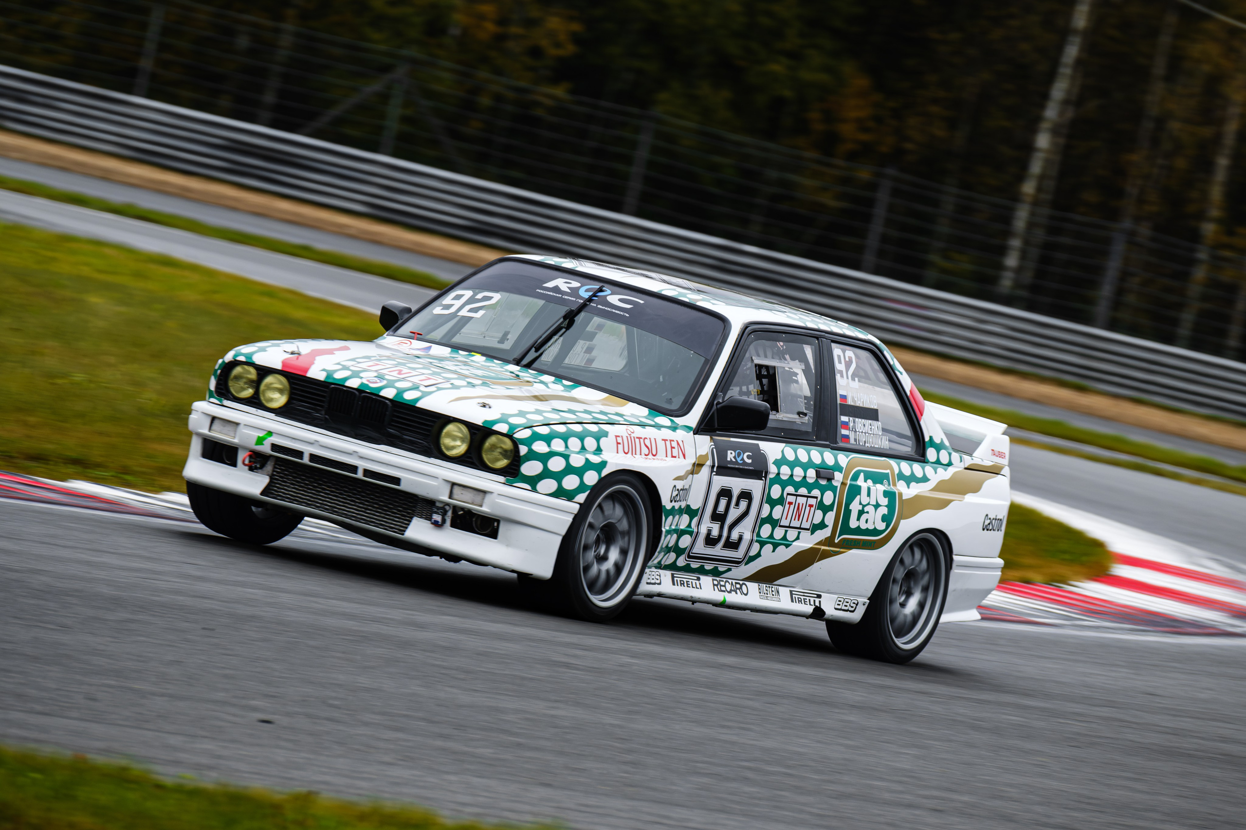 Российская серия гонок на выносливость. Авто и мотоспорт — фотограф Антон Медведев iCoguar