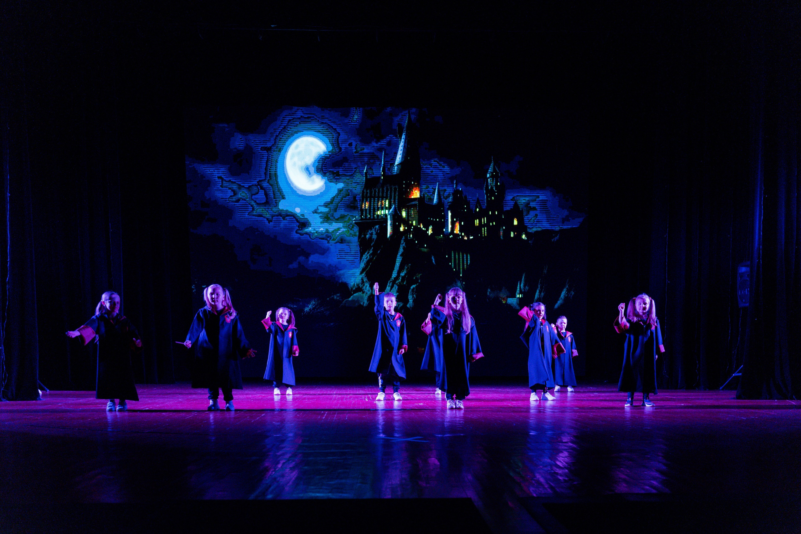 Репортажная фотосъемка танцев. Видеограф Алексей Жарков