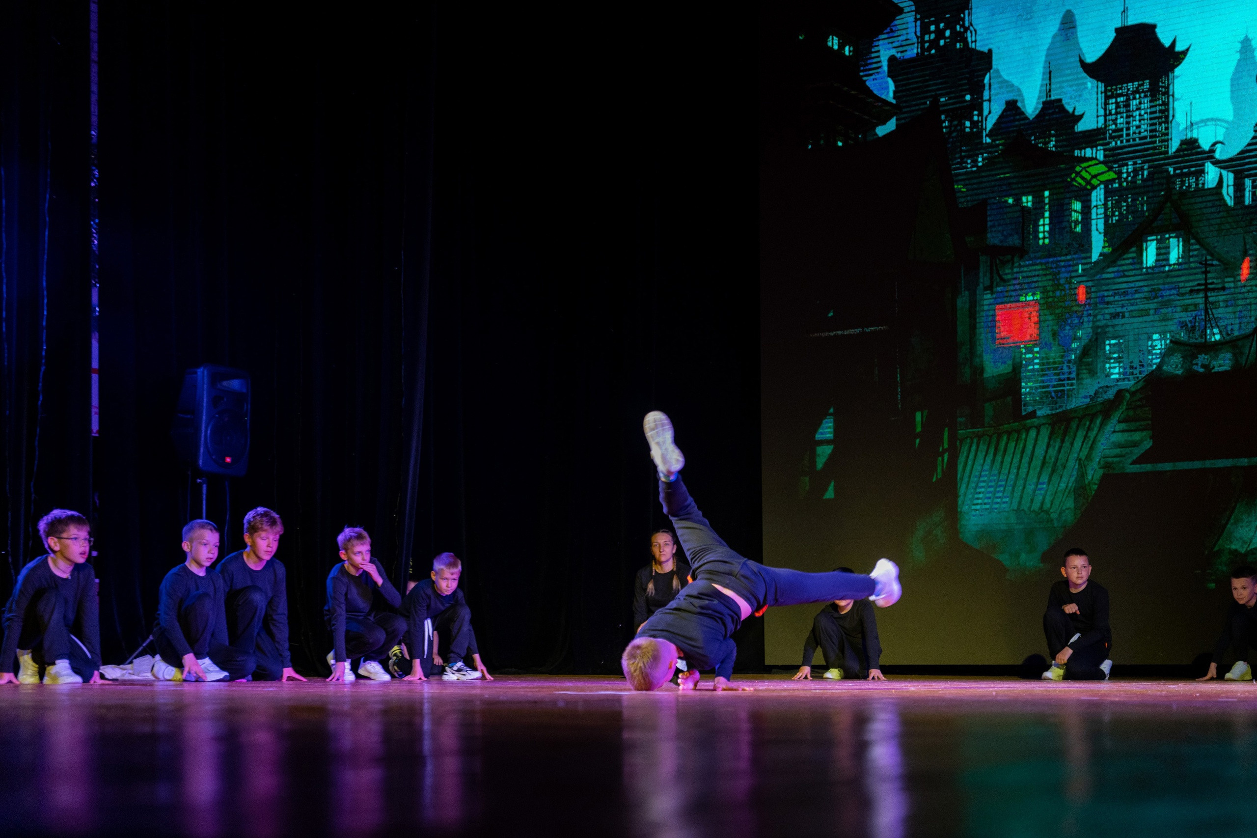 Репортажная фотосъемка танцев. Видеограф Алексей Жарков