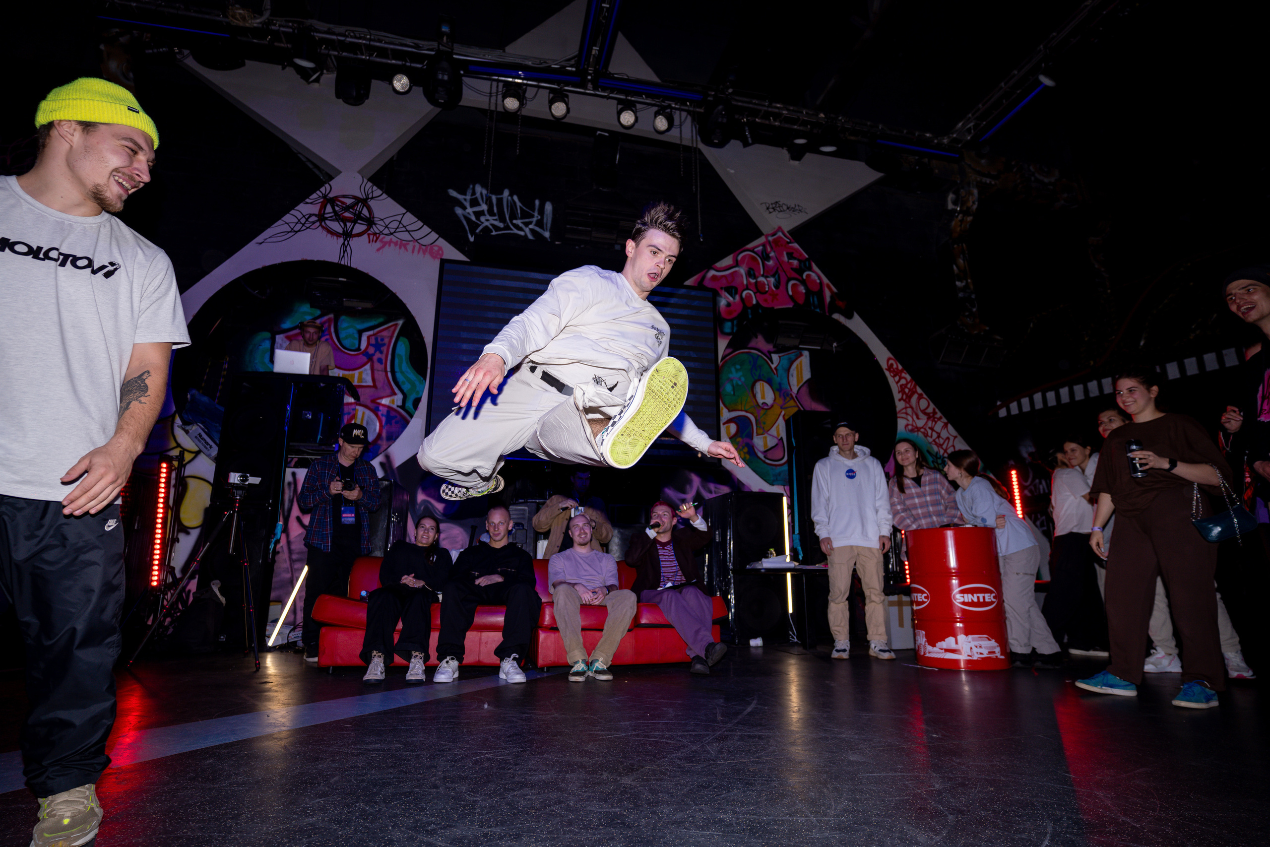 Репортажная фотосъемка танцев. Видеограф Алексей Жарков