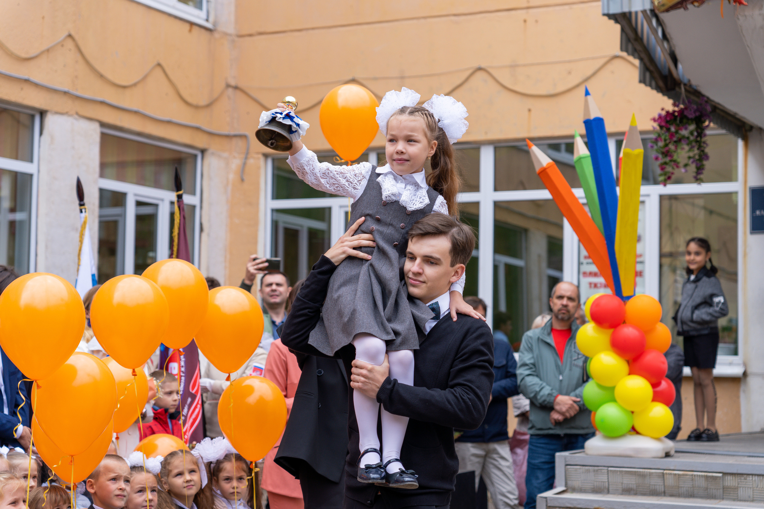 Школьное фото. Школьный фотограф. Фотограф в школу. Видеограф Алексей Жарков