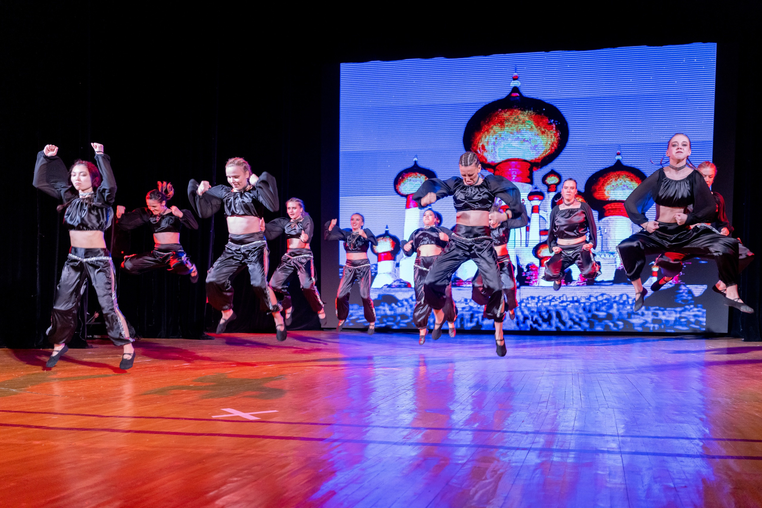 Репортажная фотосъемка танцев. Видеограф Алексей Жарков