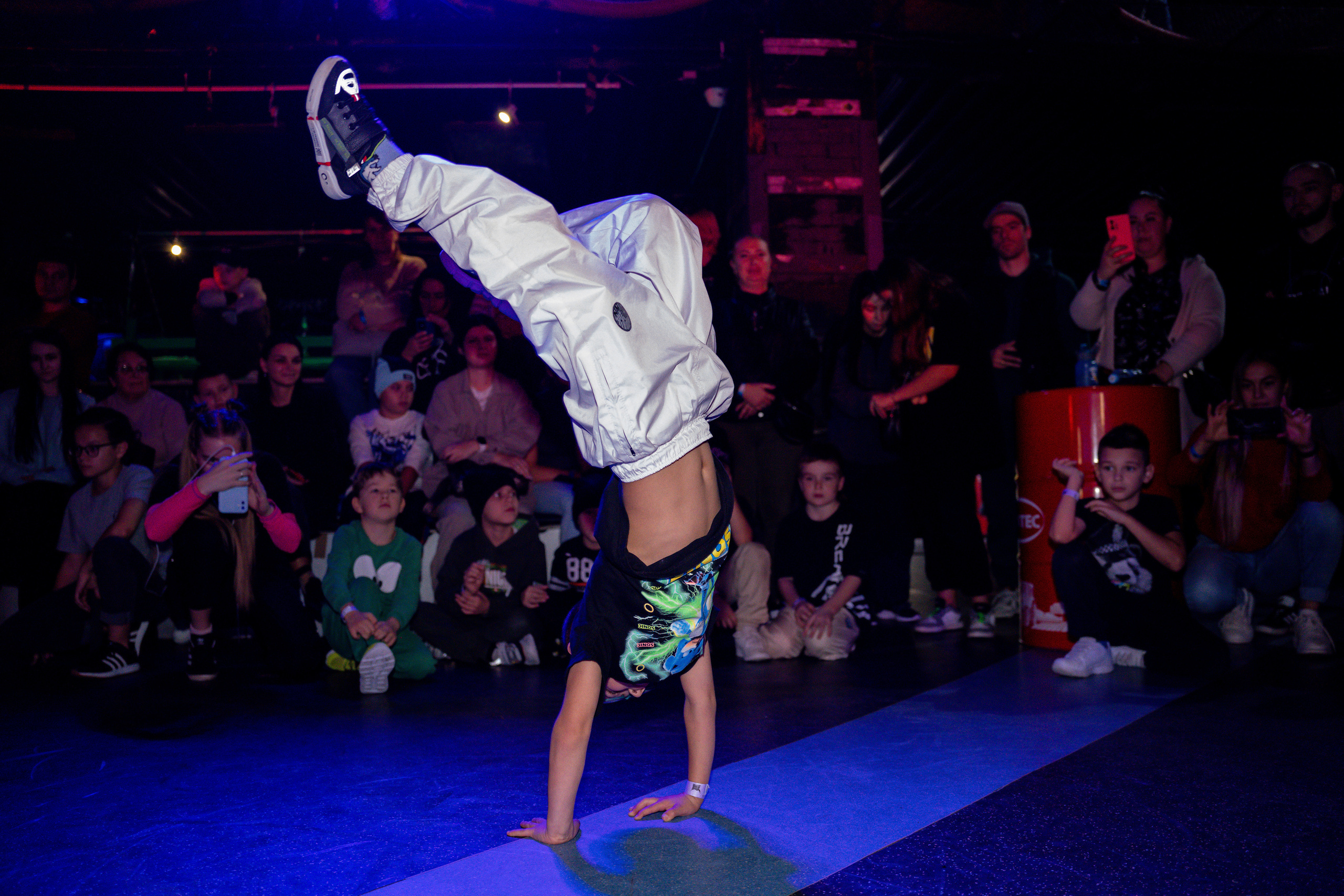 Репортажная фотосъемка танцев. Видеограф Алексей Жарков