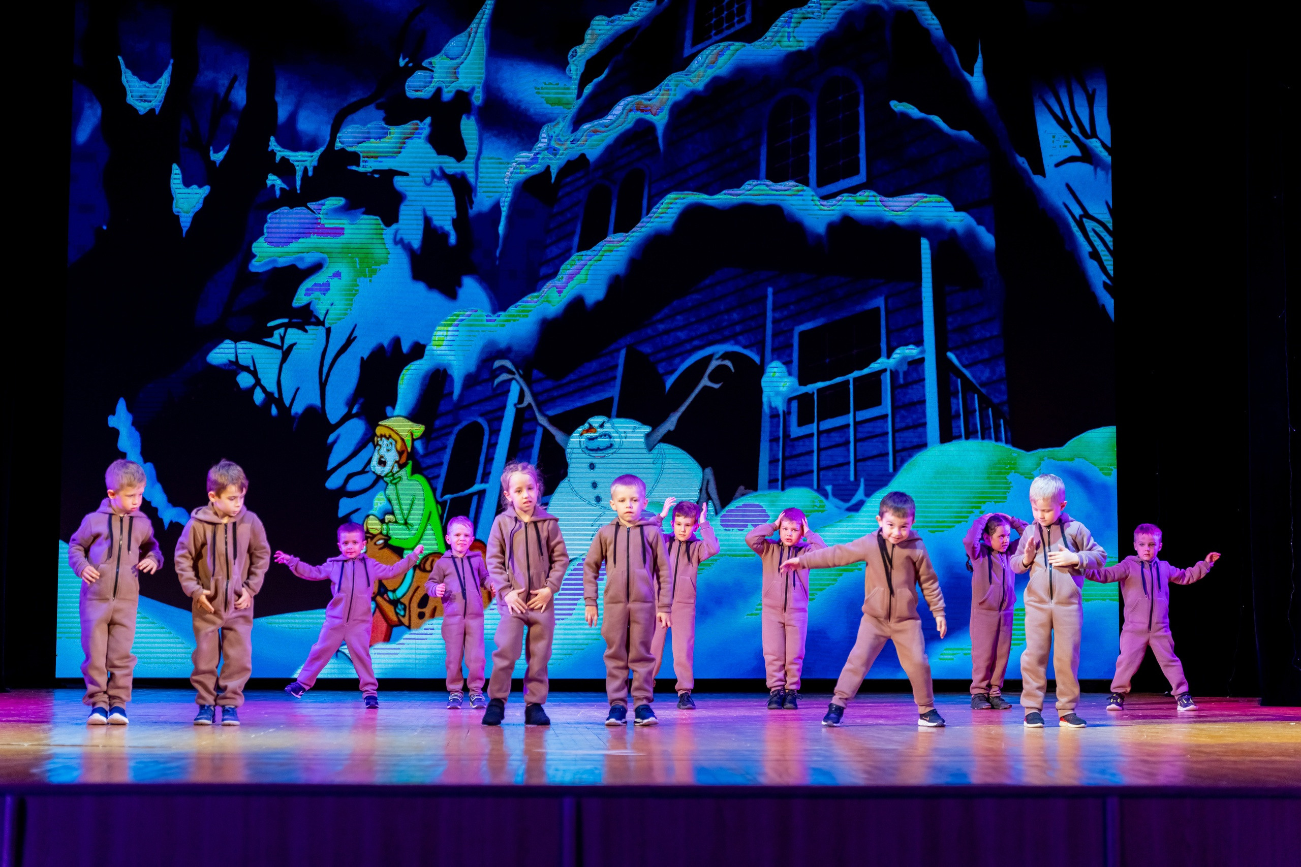 Репортажная фотосъемка танцев. Видеограф Алексей Жарков