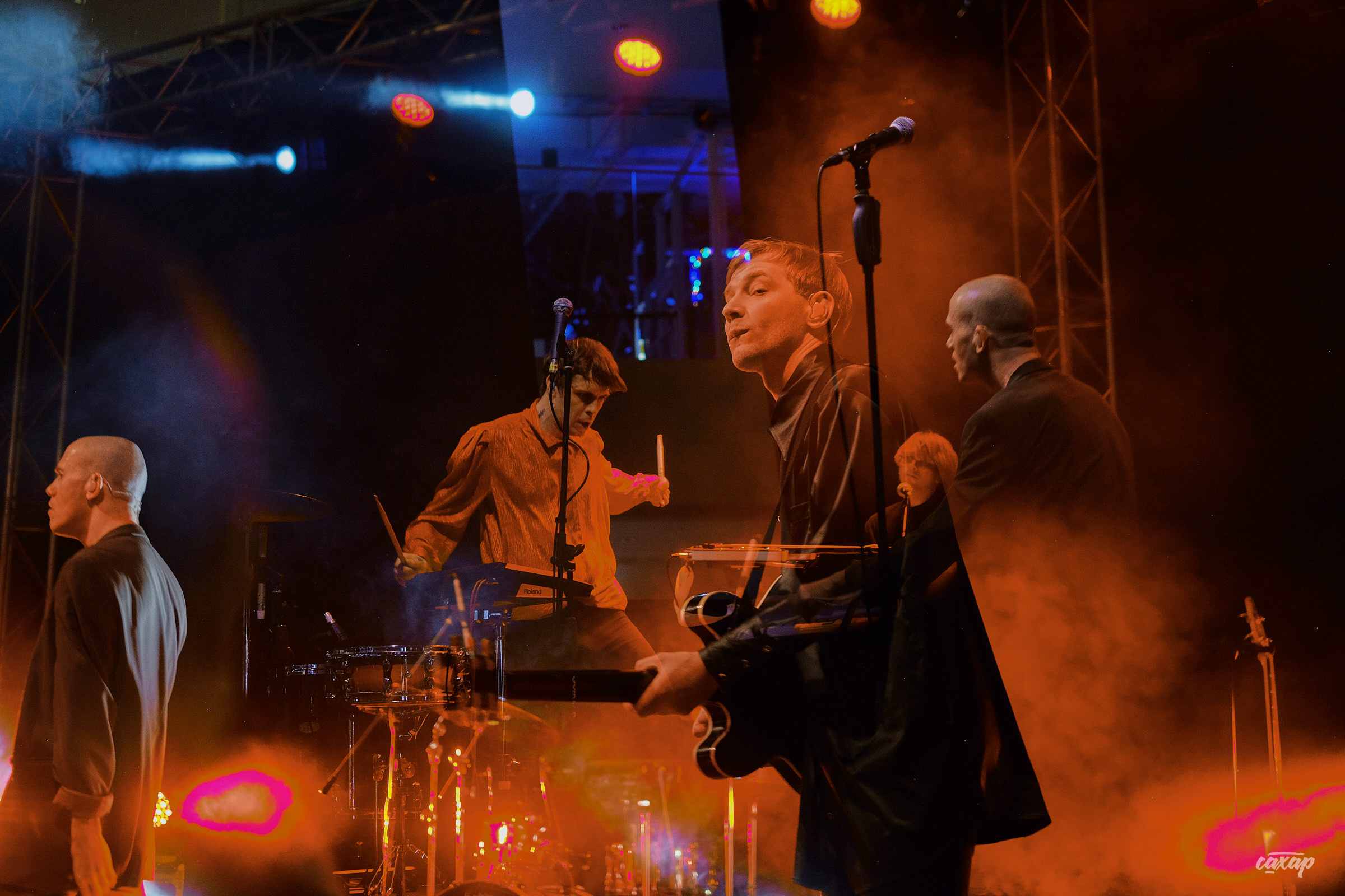 Shortparis. Профессиональный фотограф в Екатеринбурге Юра Сахар