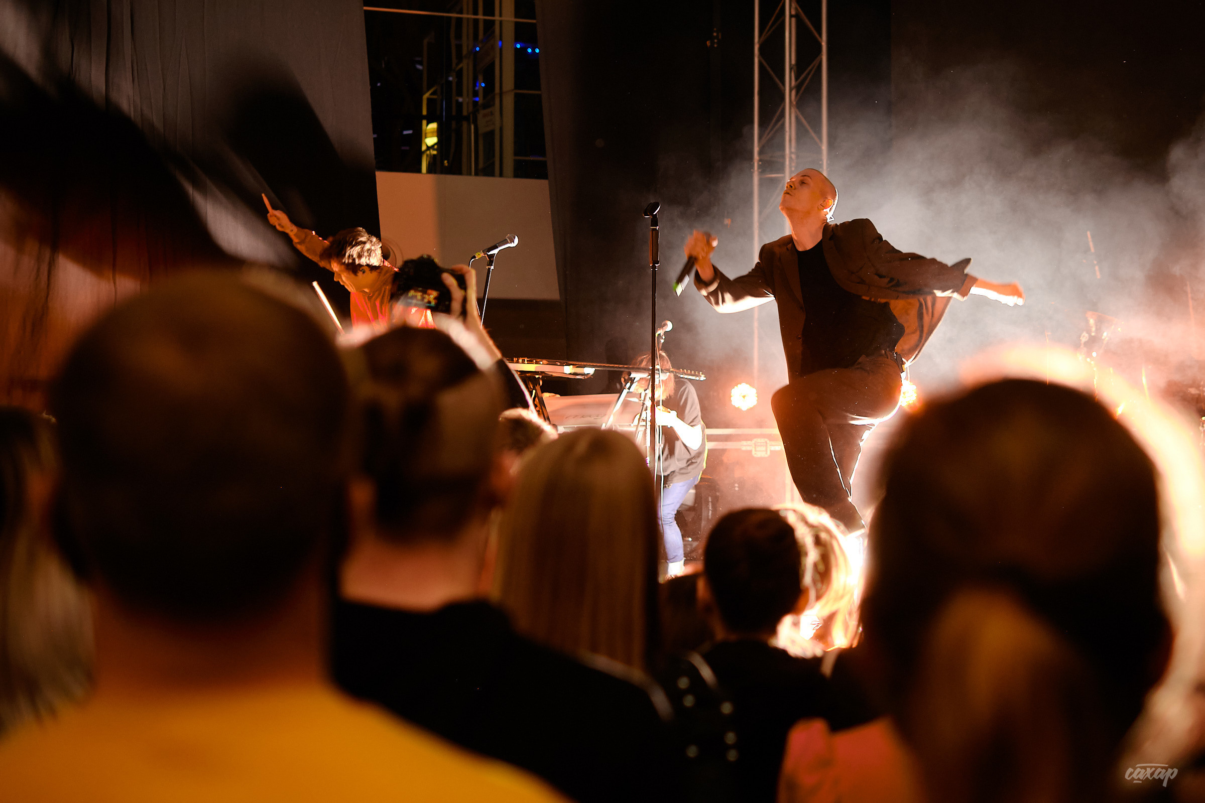 Shortparis. Профессиональный фотограф в Екатеринбурге Юра Сахар