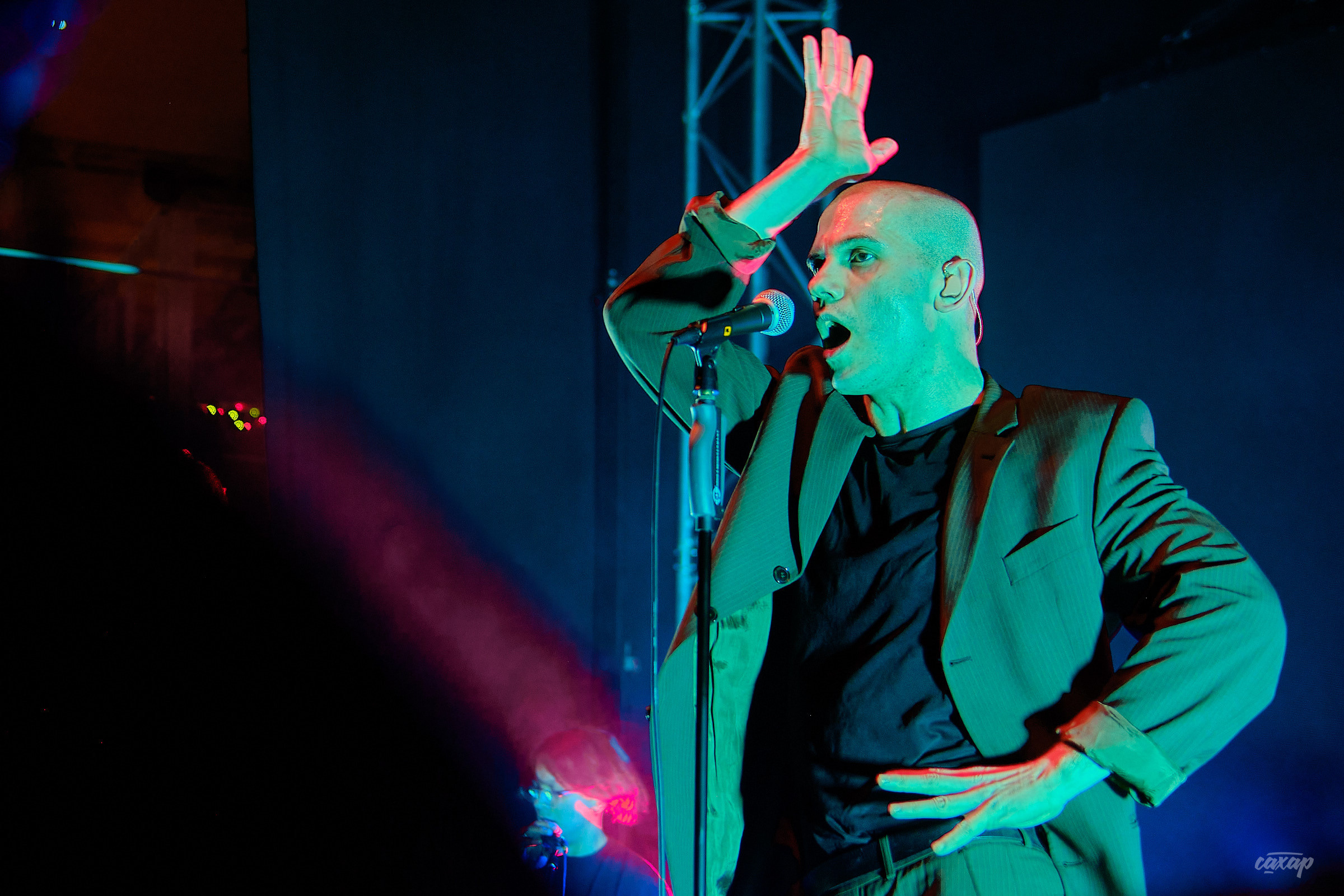 Shortparis. Профессиональный фотограф в Екатеринбурге Юра Сахар