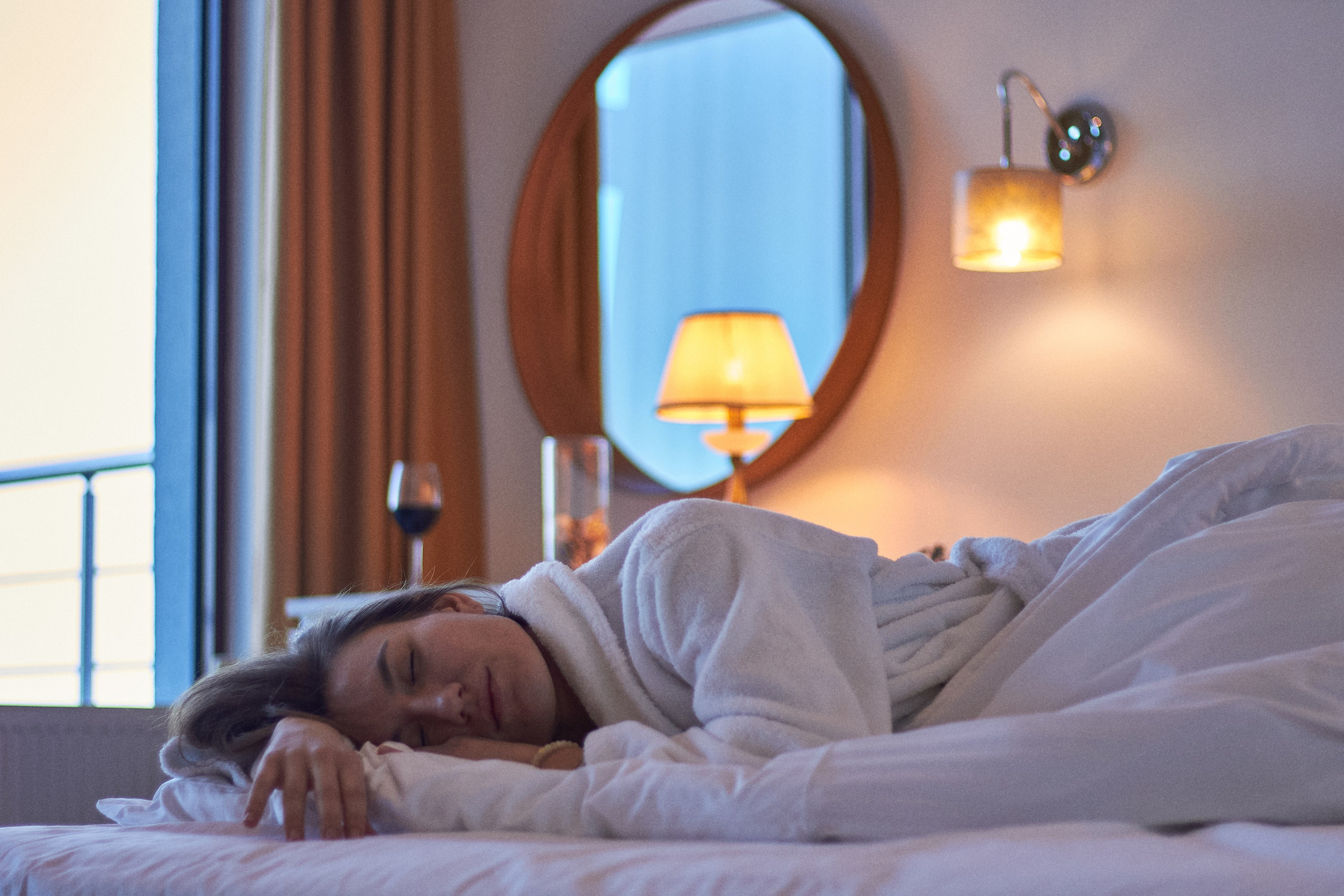 Интерьерная съёмка. Живые фото в Крыму | Фотограф Роман Скрипкин | Искренние фотографии без поз и суеты