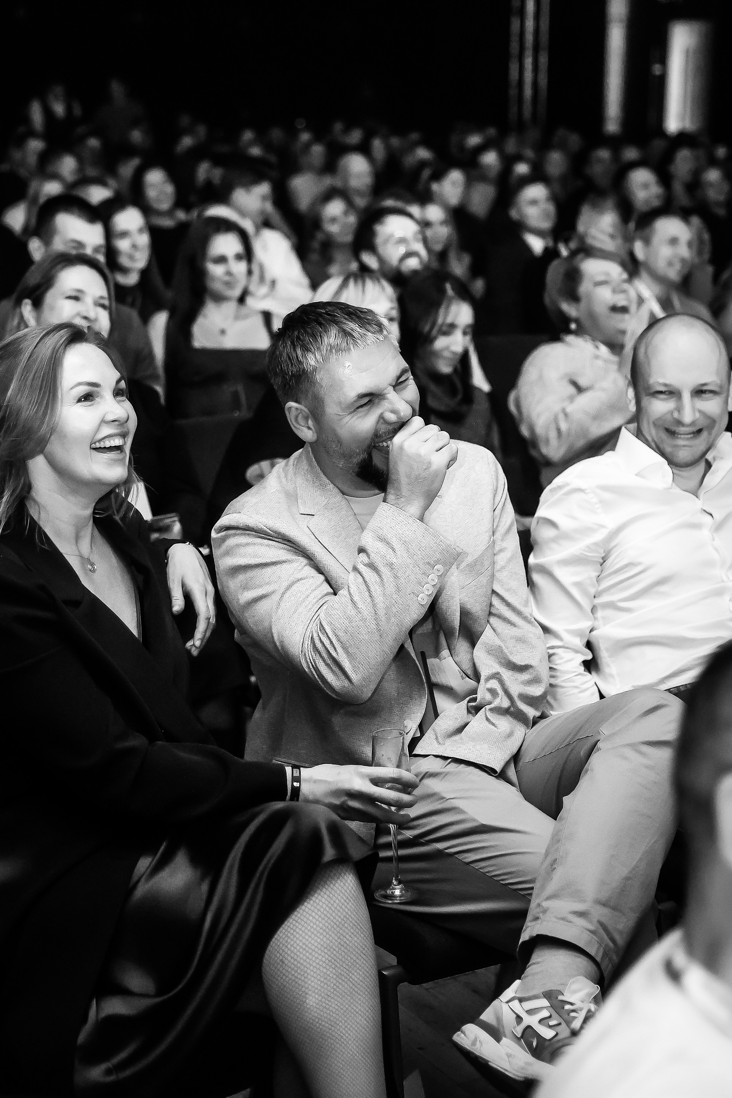 Оскар Хартманн. Business standup тур. Александра, репортажный и событийный фотограф