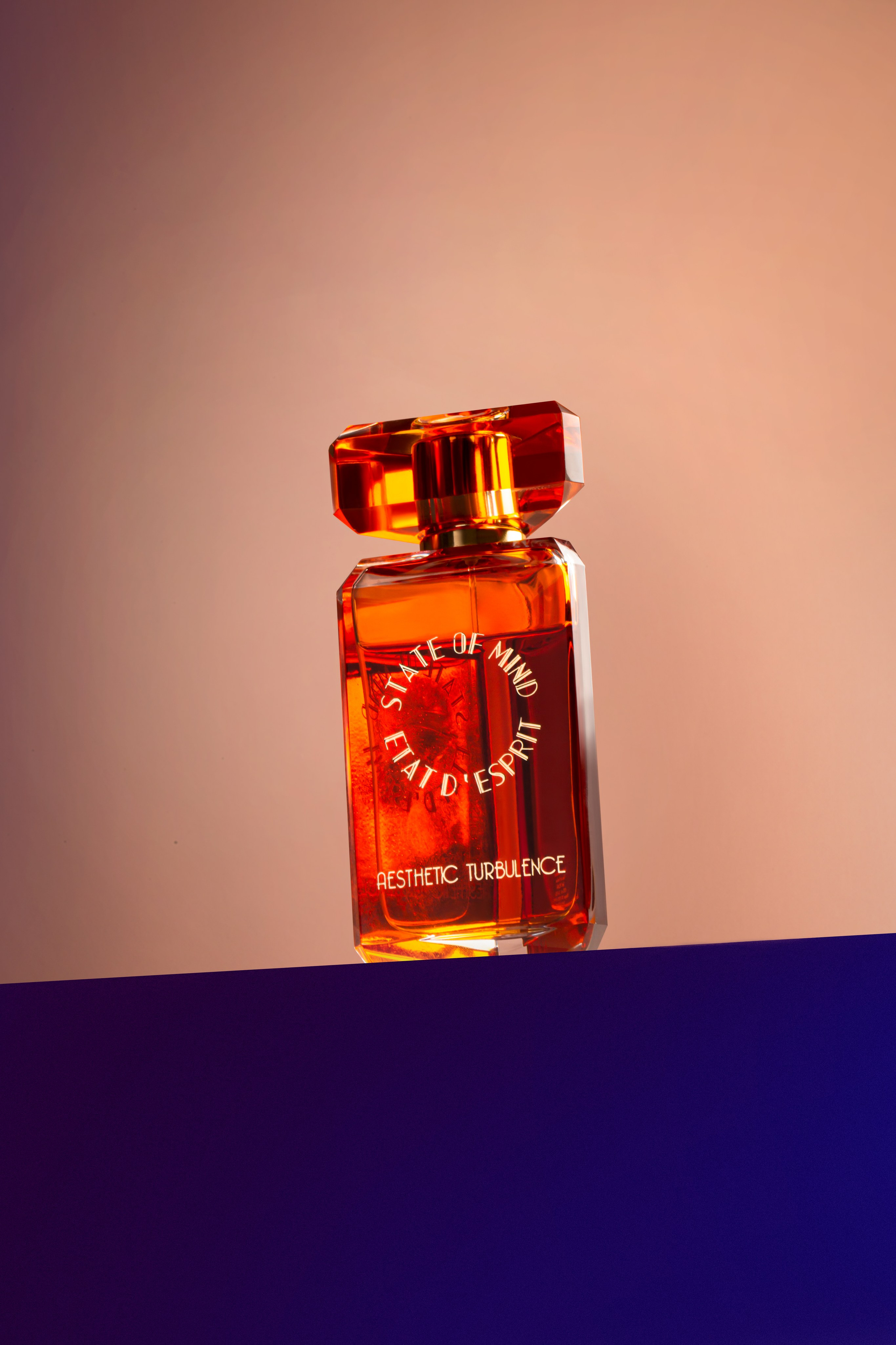 Художественная обработка парфюмов | Студия SVITHART