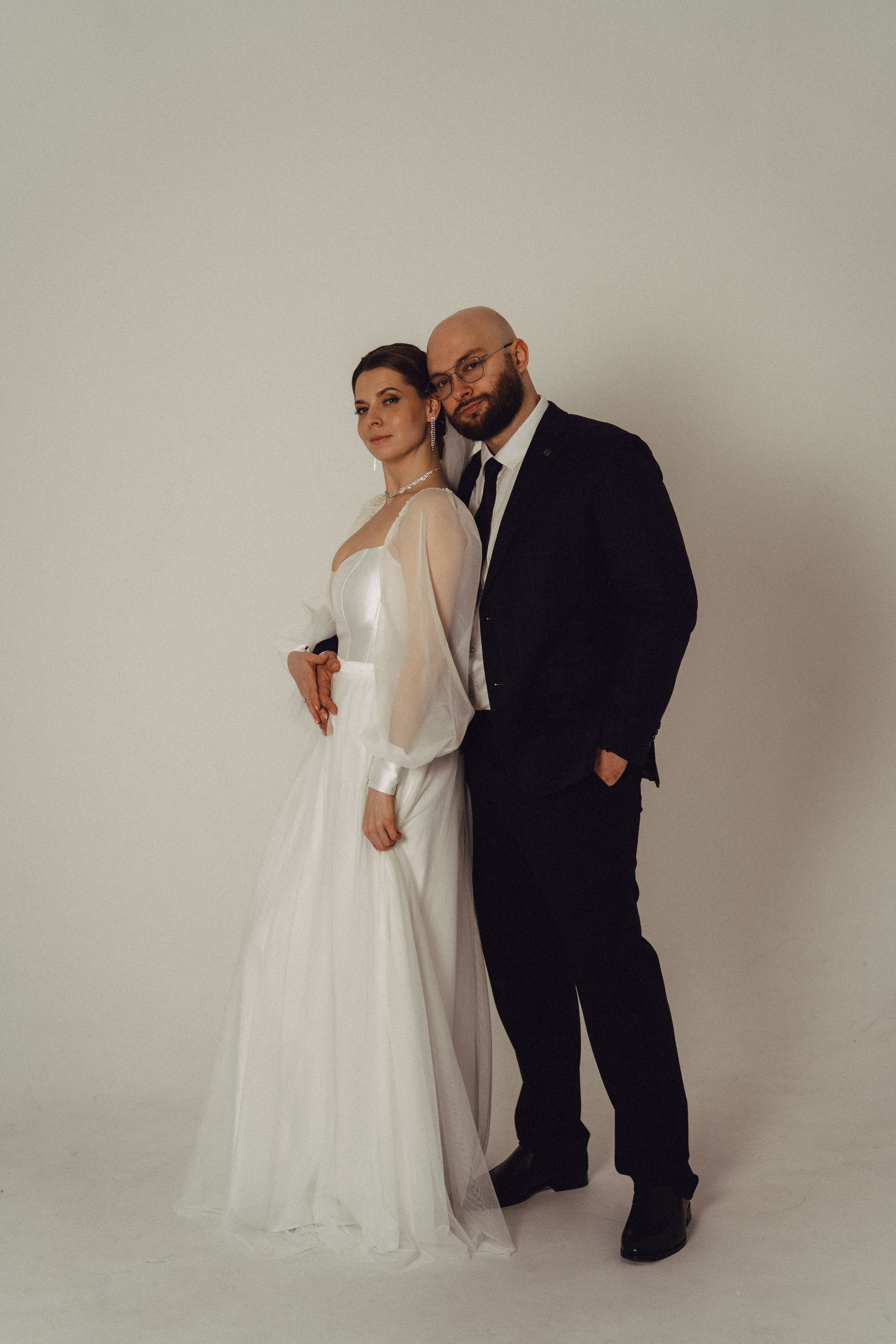 СВАДЕБНАЯ СЬЕМКА ВО ВТОРОМ ДВОРЦЕ (ДЕКАБРЬ) ТАКЖЕ СЬЕМКА В СТУДИИ НА ЧЕРНЫШЕВСКОЙ. Профессиональный фотограф, Санкт-Петербург — Виктория Богомолова